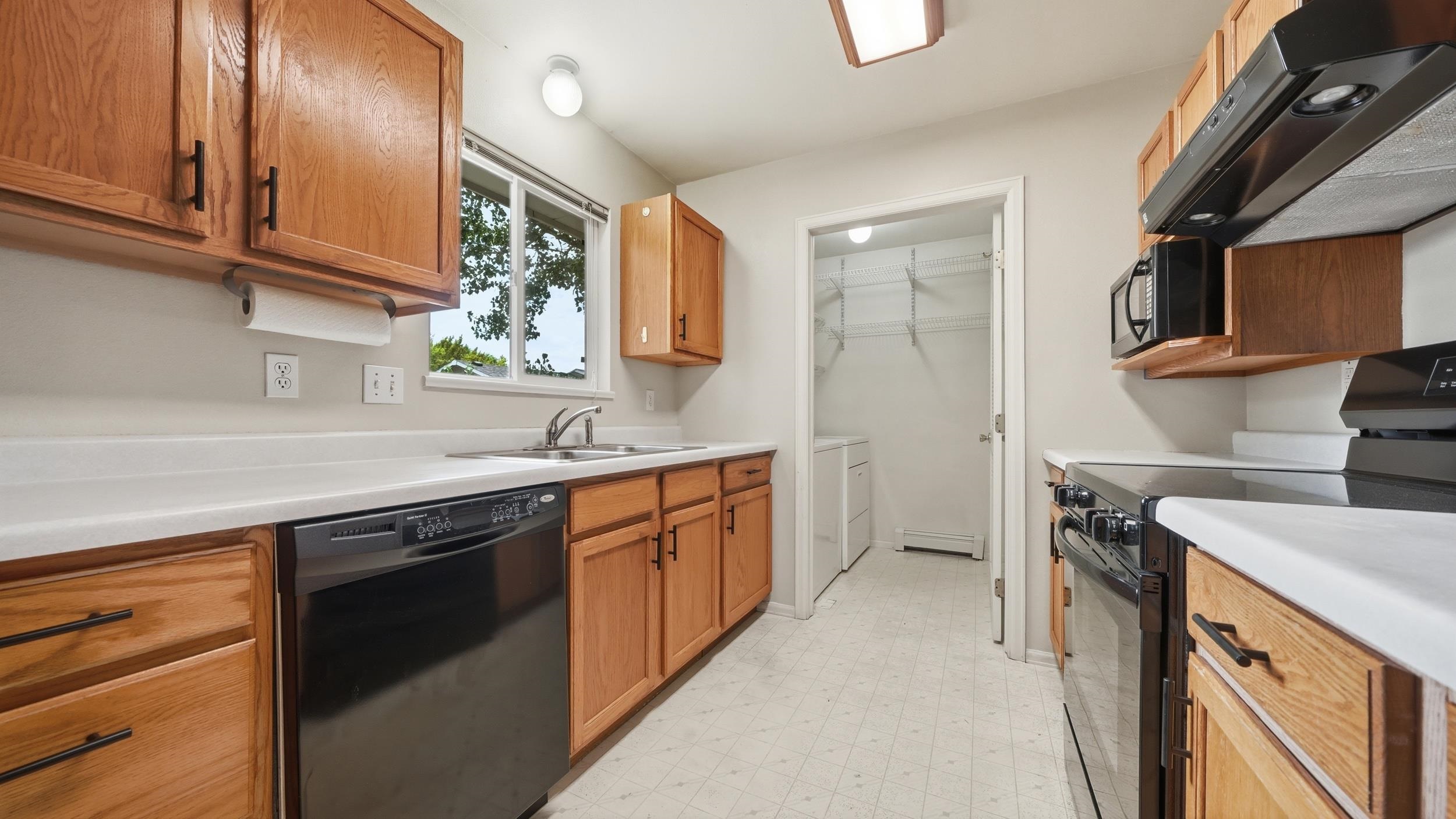 3035 Lancelot Place Property Photo 6