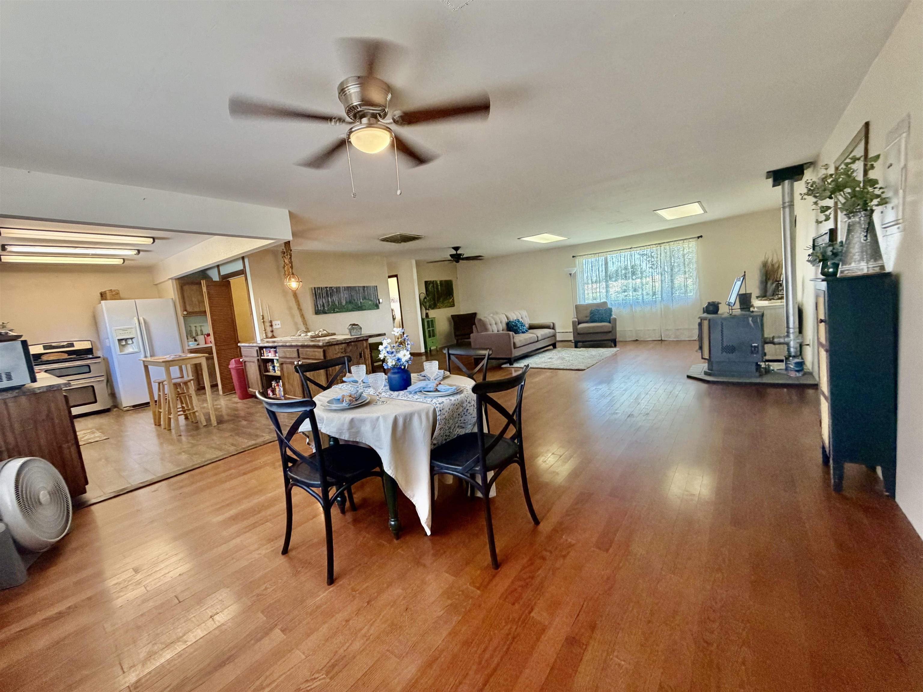 1865 Frontage Road Property Photo 12