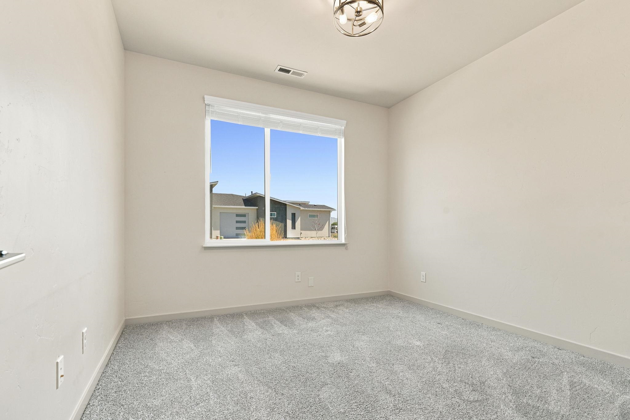 2747 Eclipse Avenue Property Photo 13
