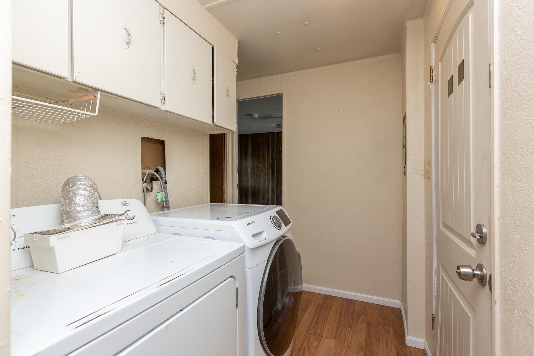 2958 Cedar Place Property Photo 10