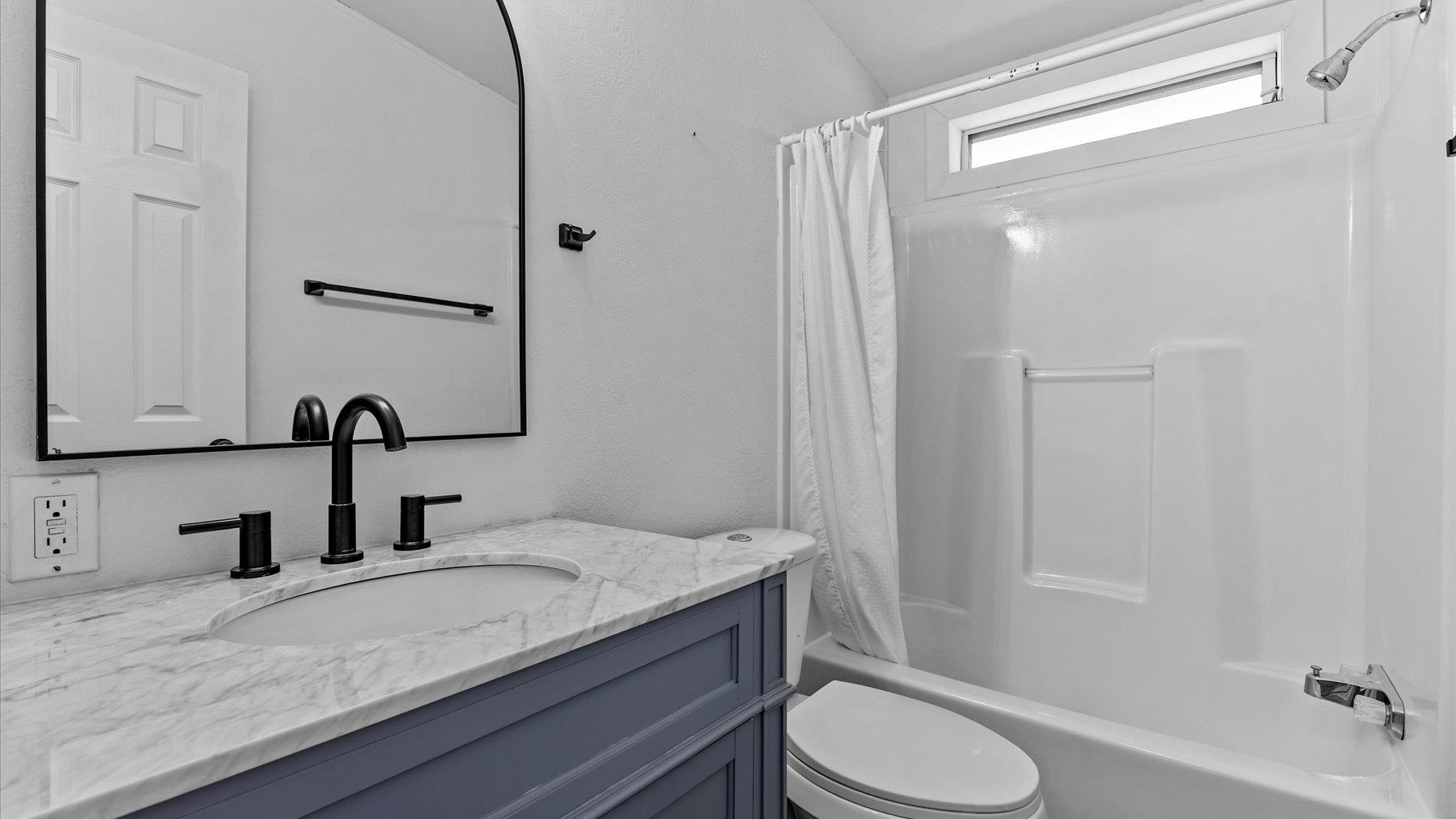 443 Lark Drive Property Photo 13