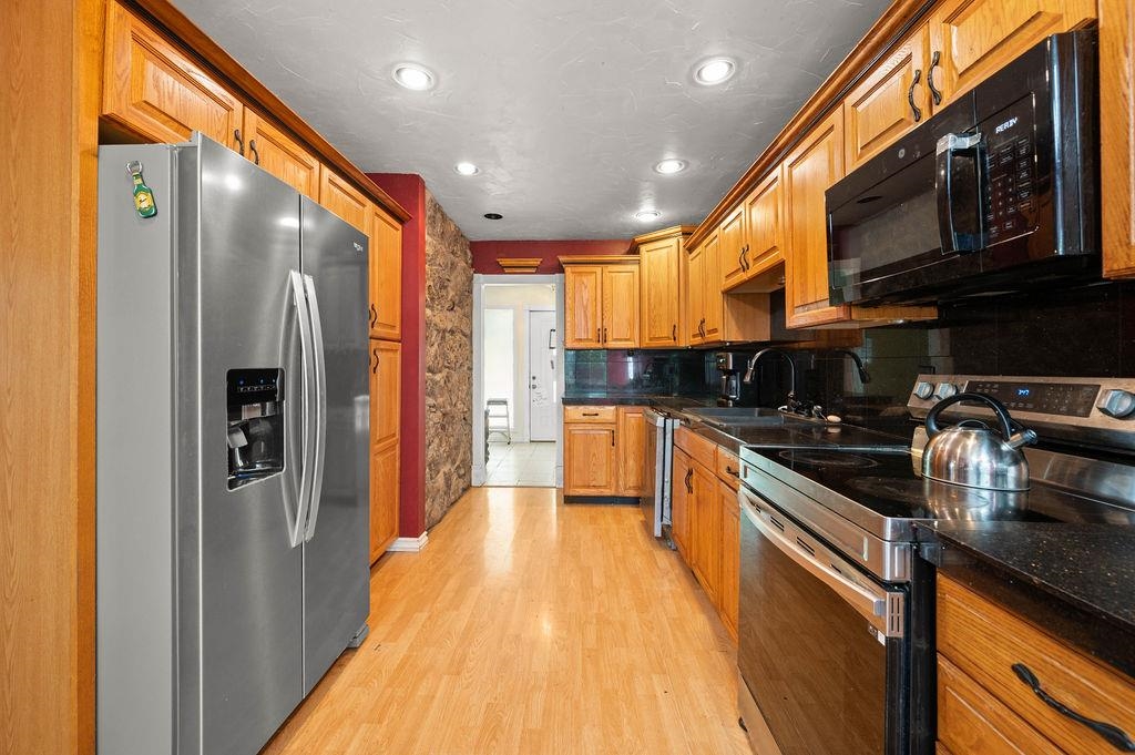 2178 Meadows Court Property Photo 10