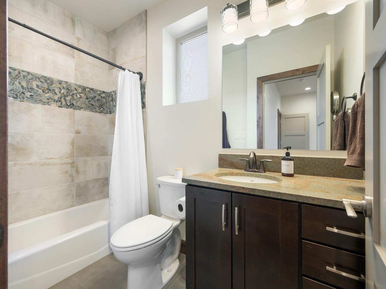 2365 W Ridges Boulevard Property Photo 25