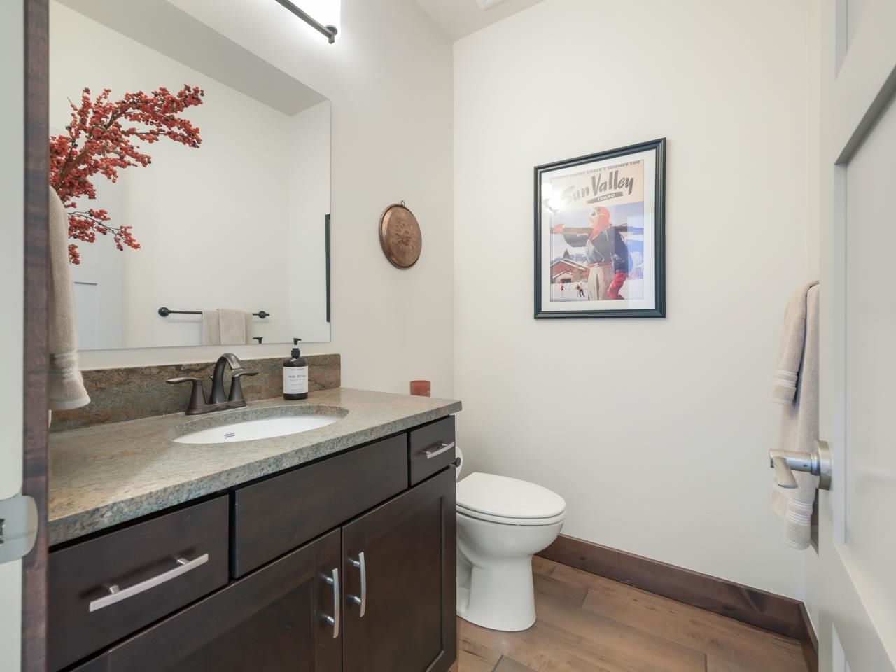 2365 W Ridges Boulevard Property Photo 27
