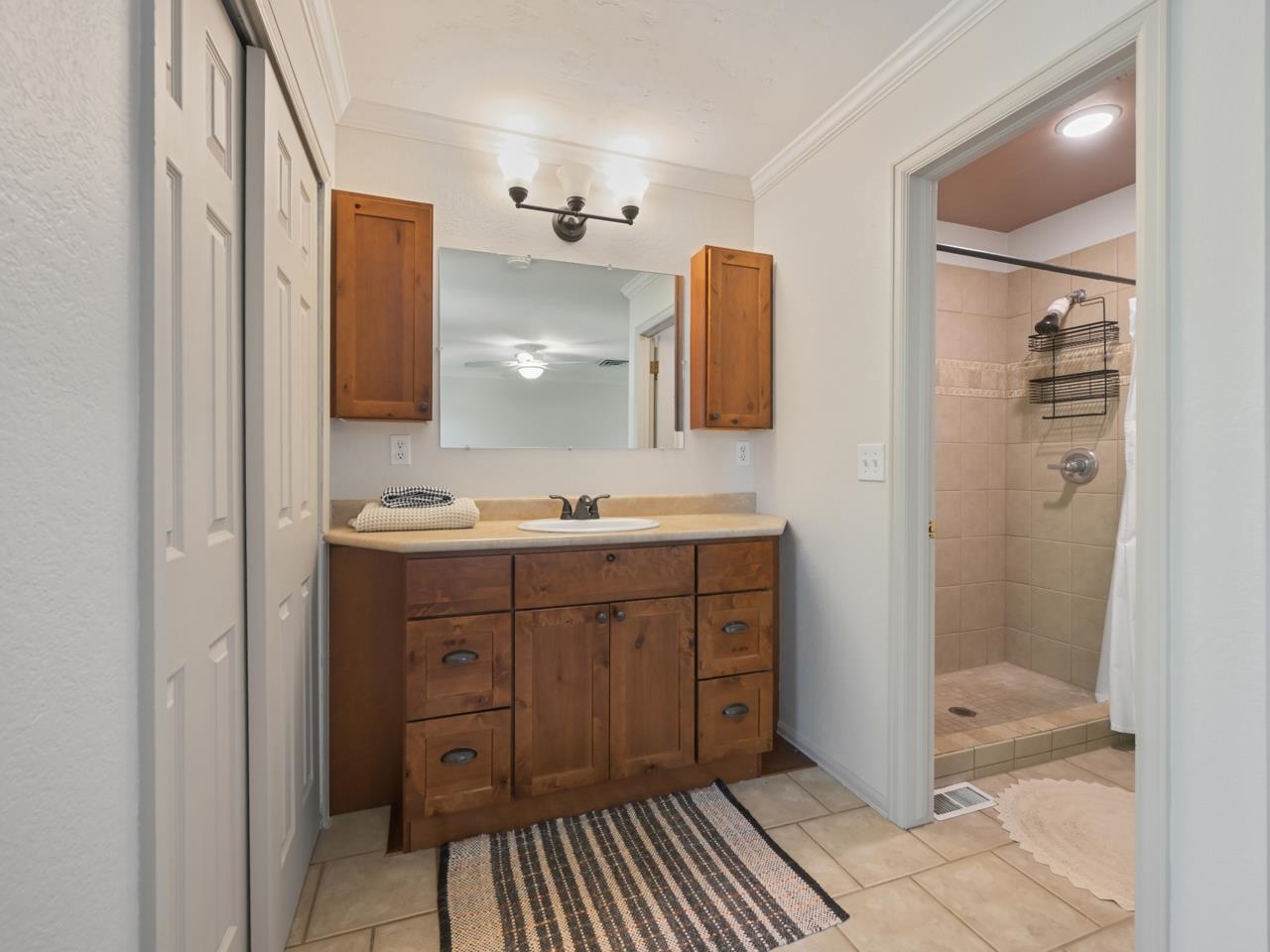 527 23 Road Property Photo 23