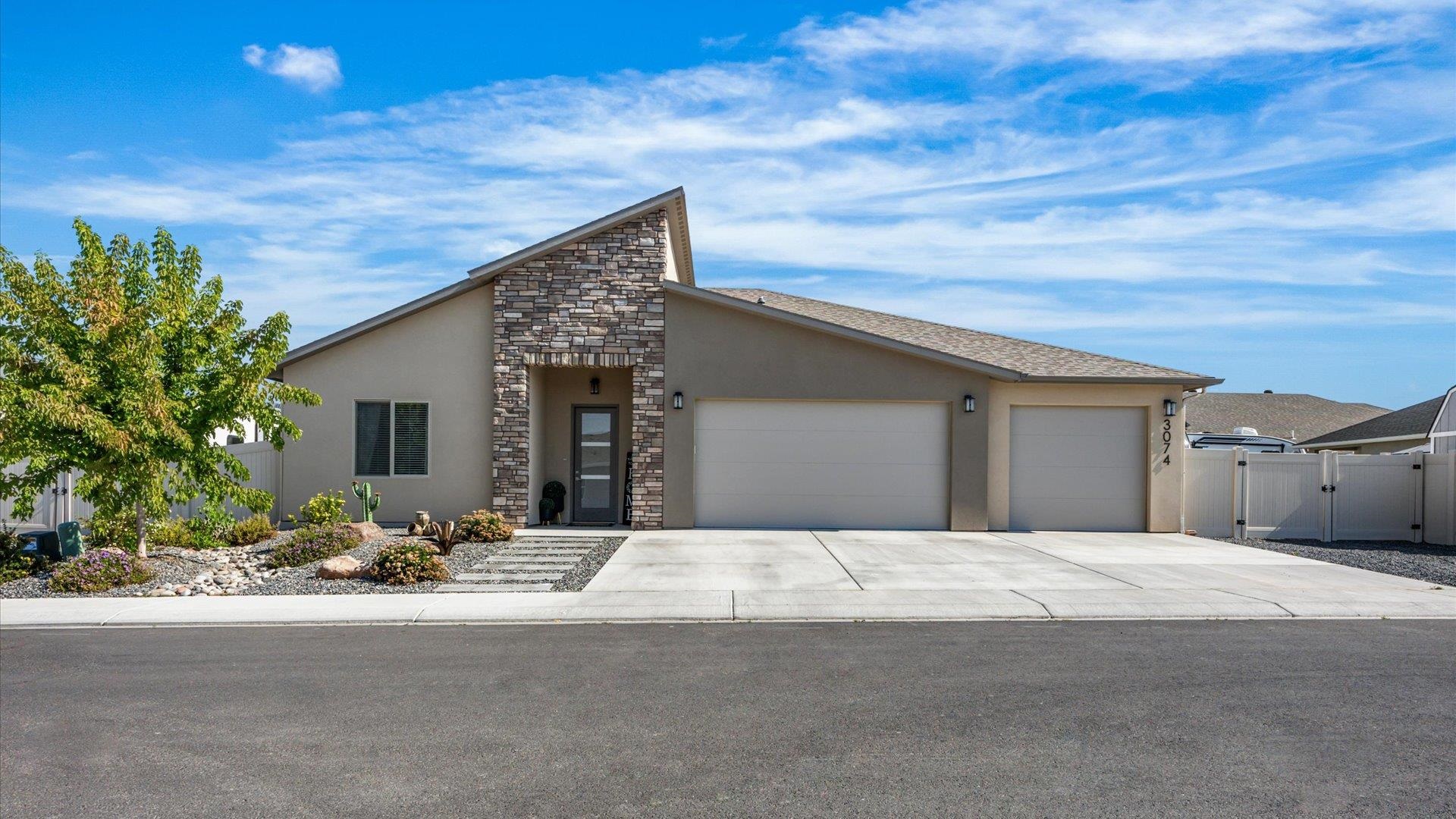 3074 Thunderhead Way Property Photo 1