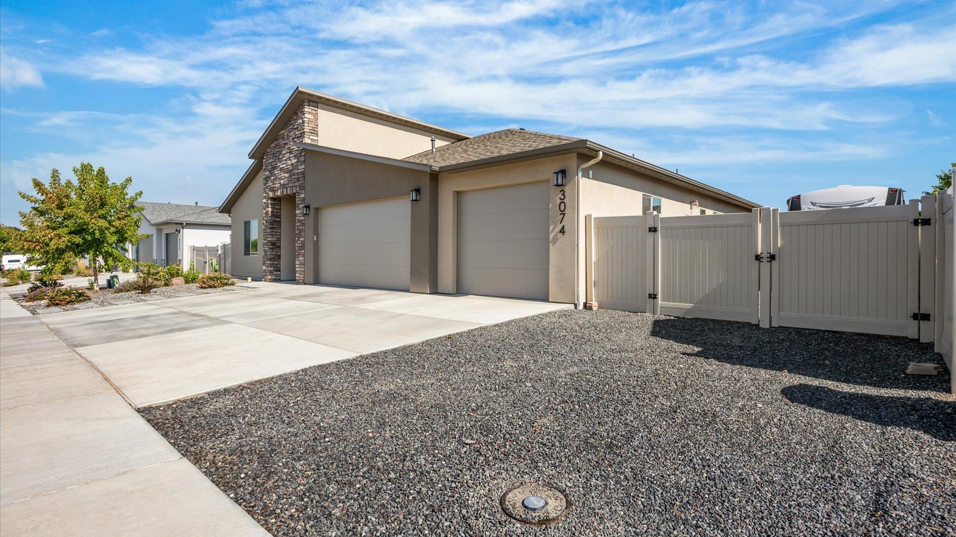3074 Thunderhead Way Property Photo 2