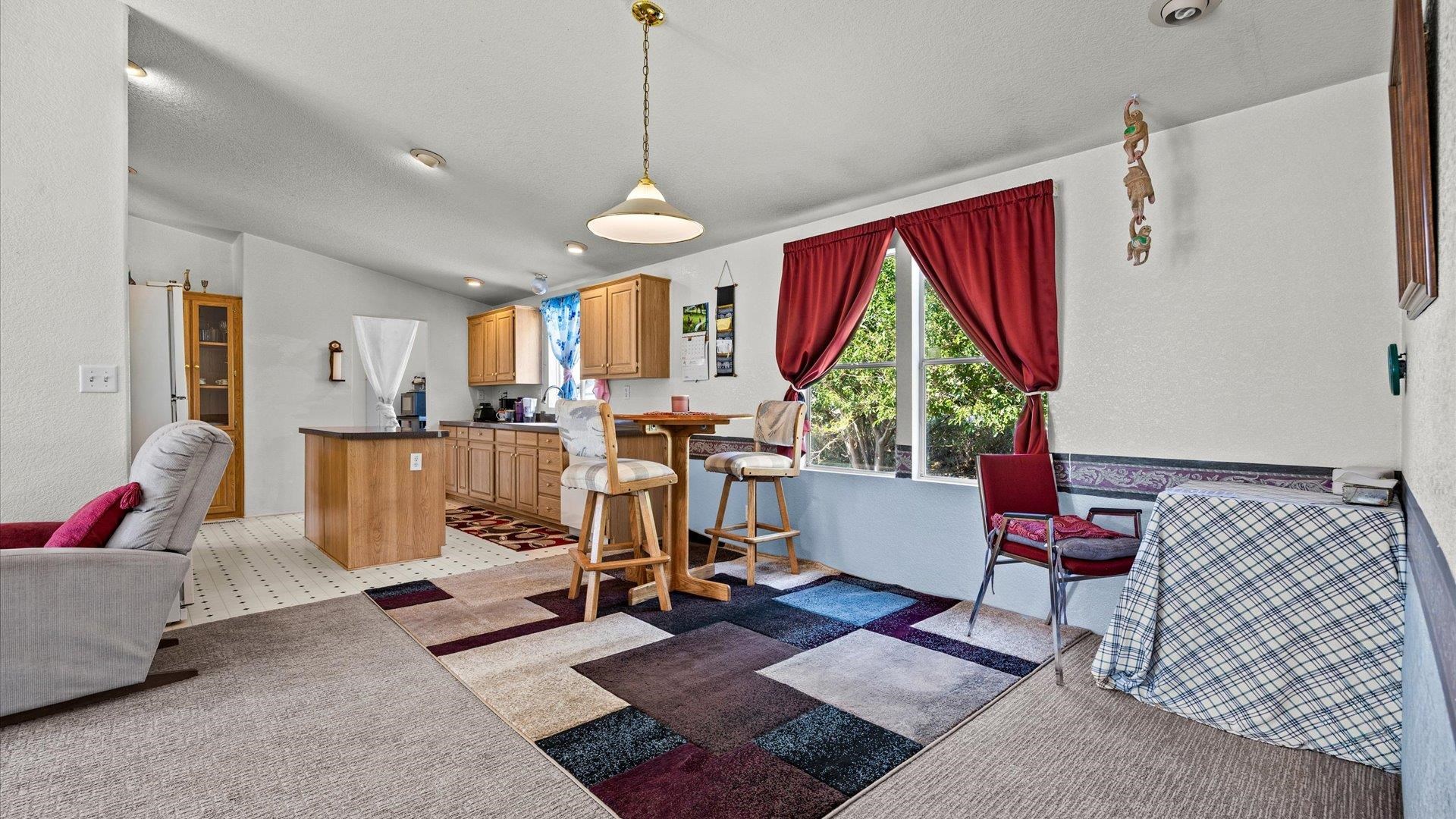 3208 A 9/10 Road Property Photo 9