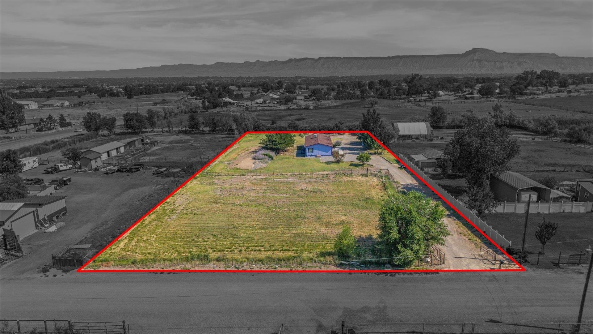 3208 A 9/10 Road Property Photo 23
