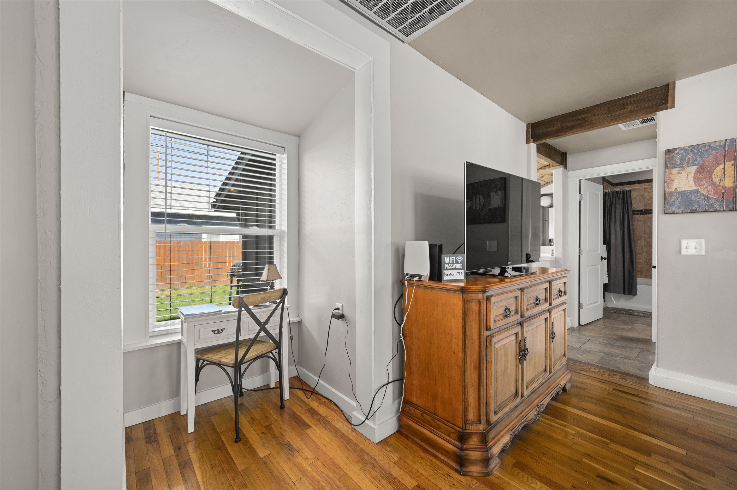 139 S Maple Street Property Photo 6