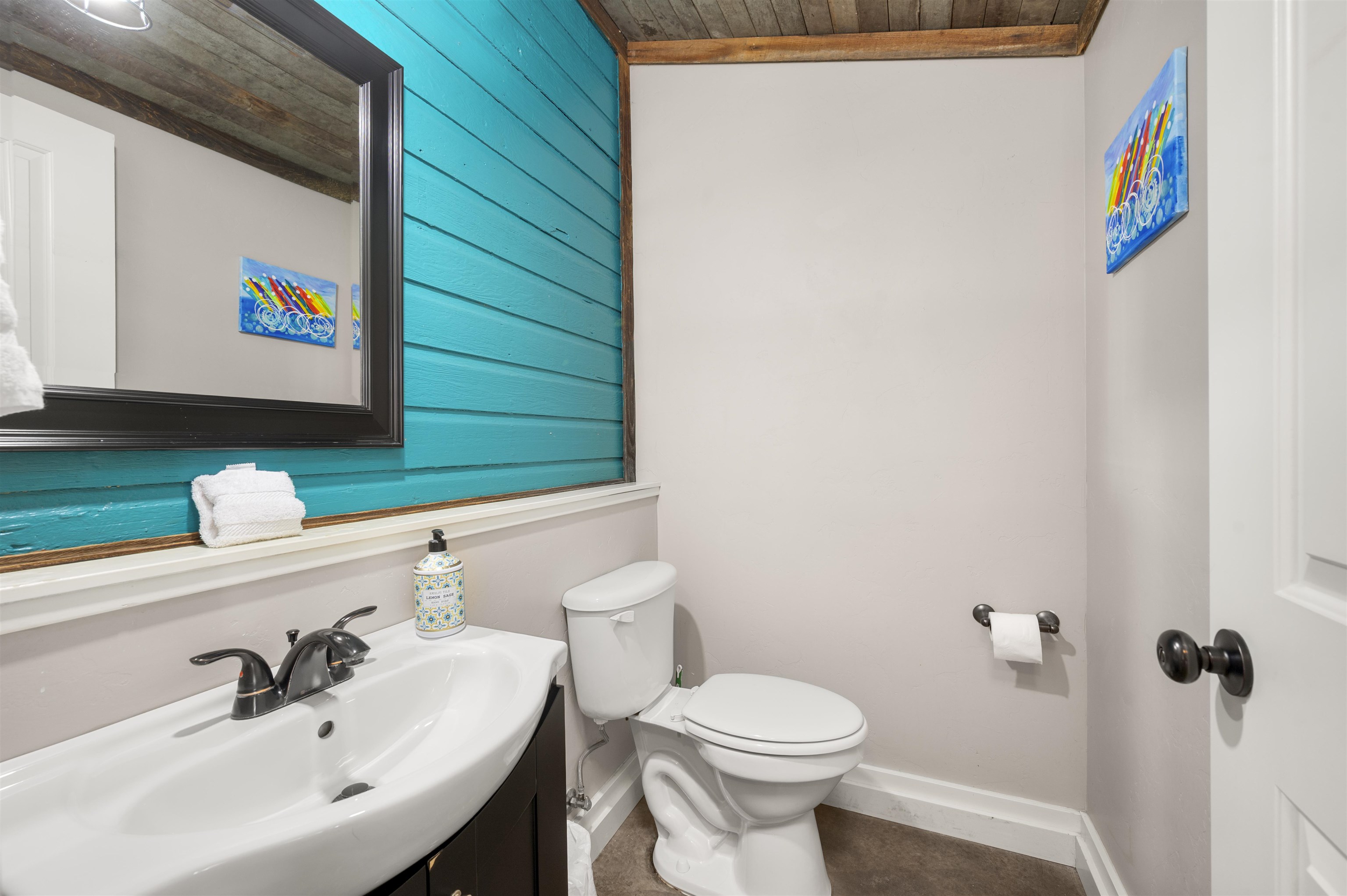139 S Maple Street Property Photo 19