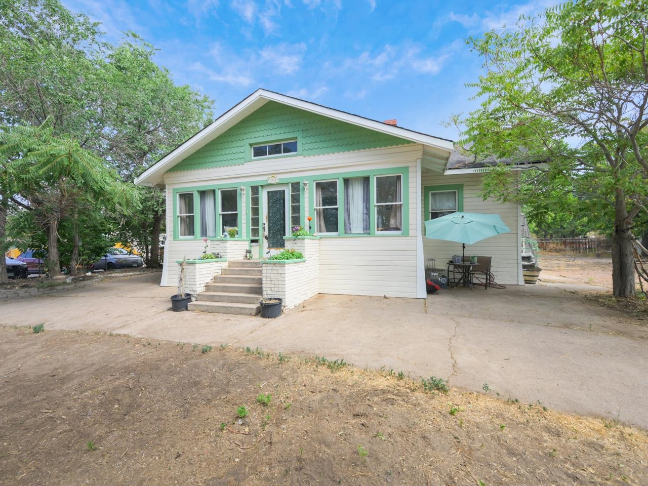1020 Orchard Avenue Property Photo 1