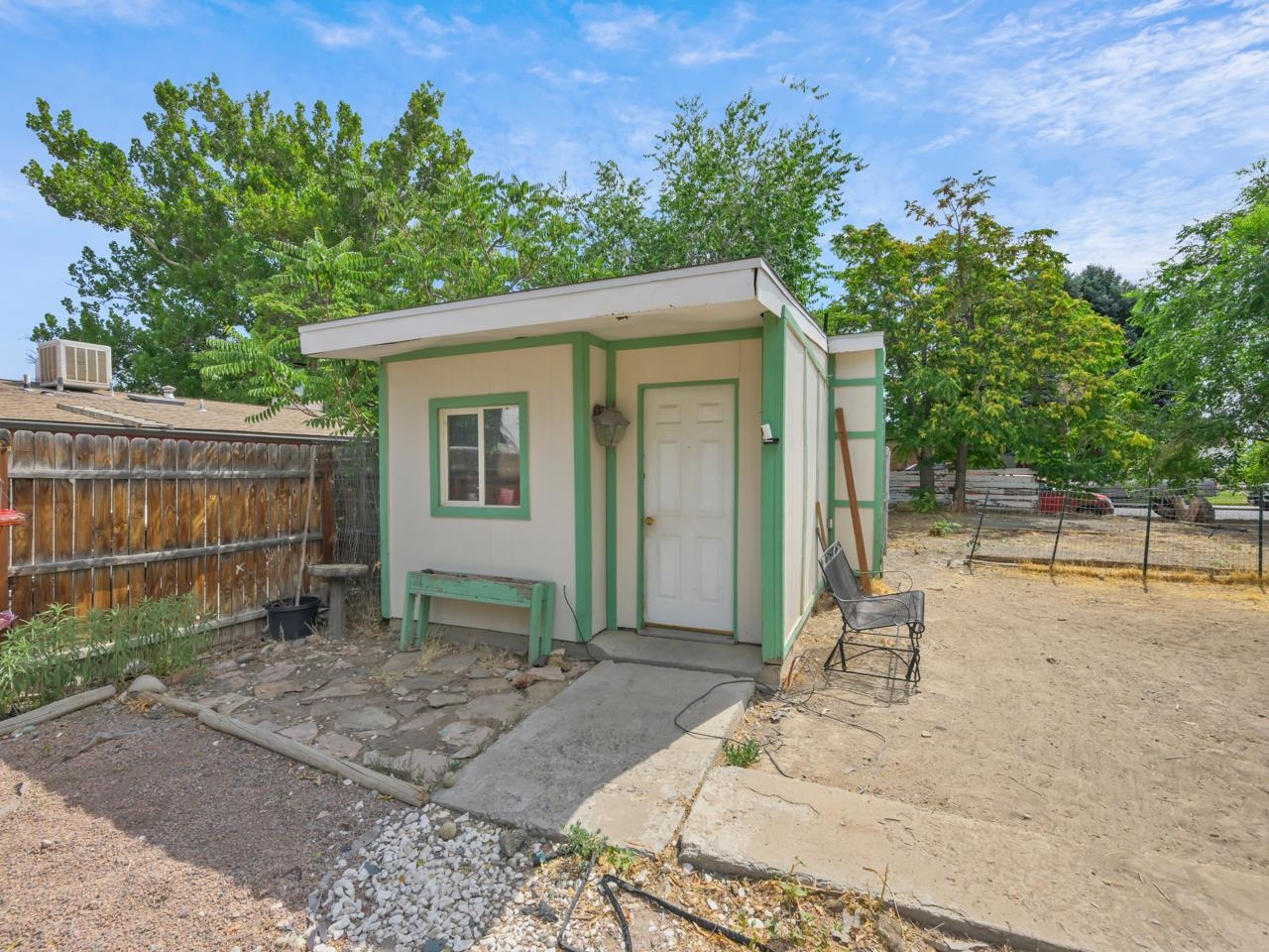 1020 Orchard Avenue Property Photo 6