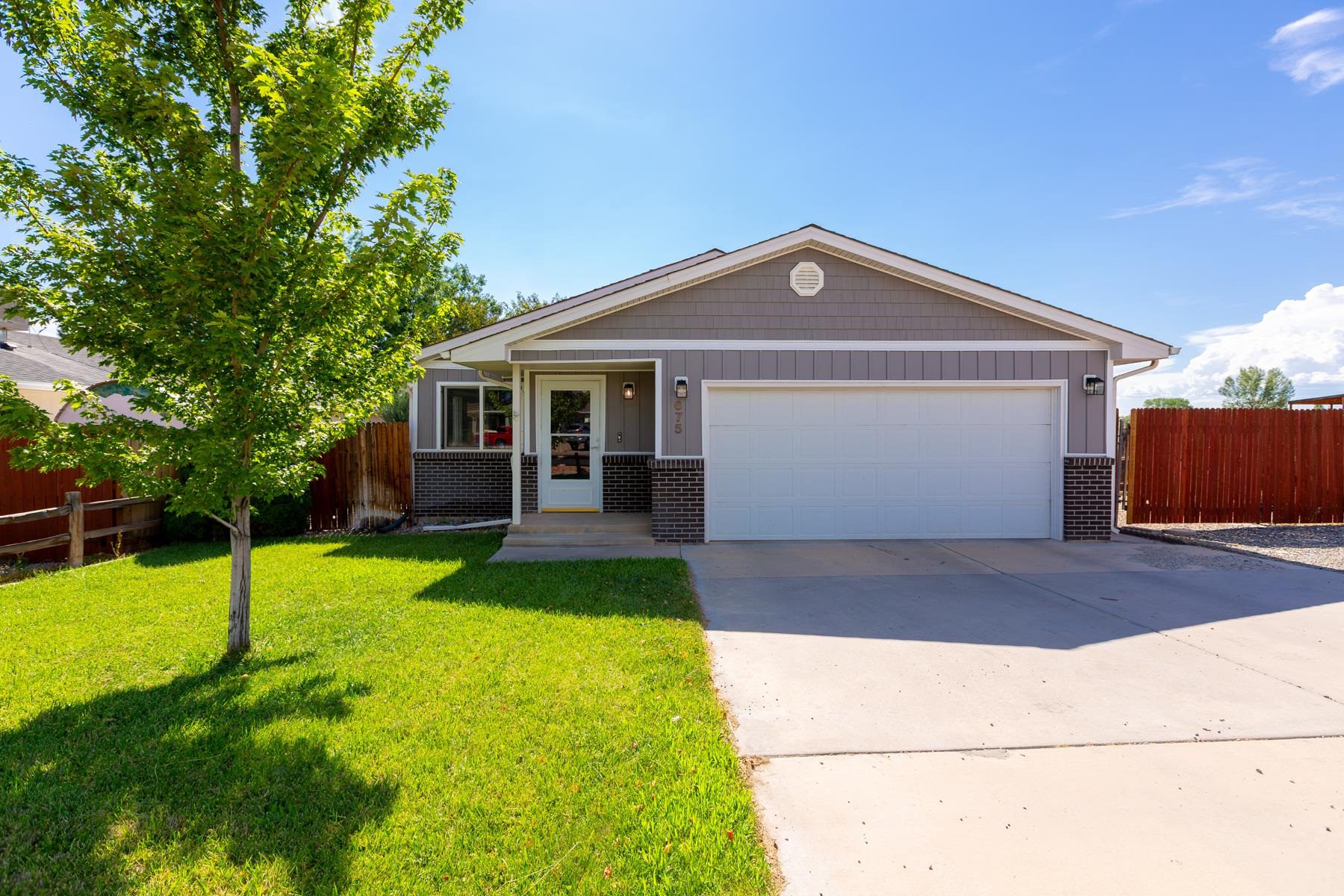 675 30 Road Property Photo 1