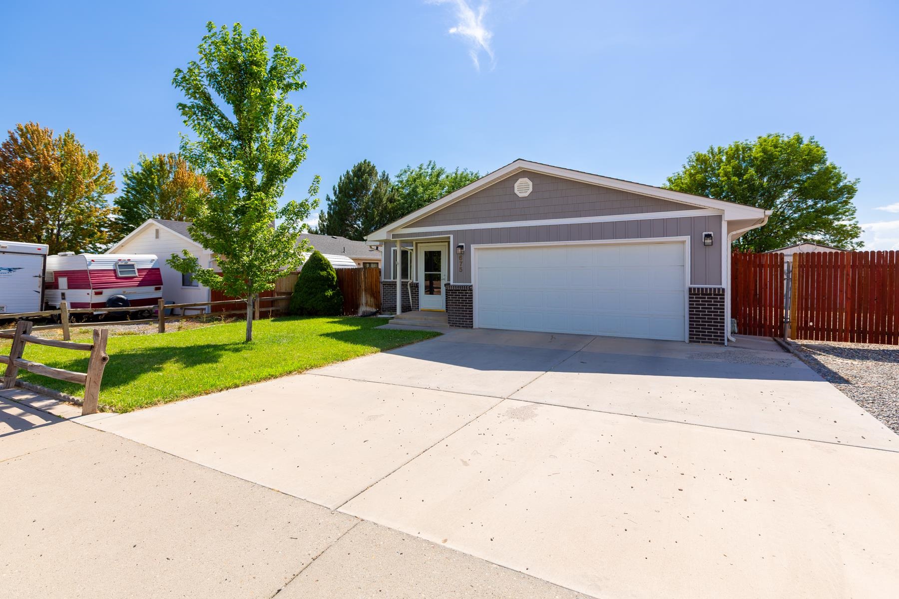 675 30 Road Property Photo 2