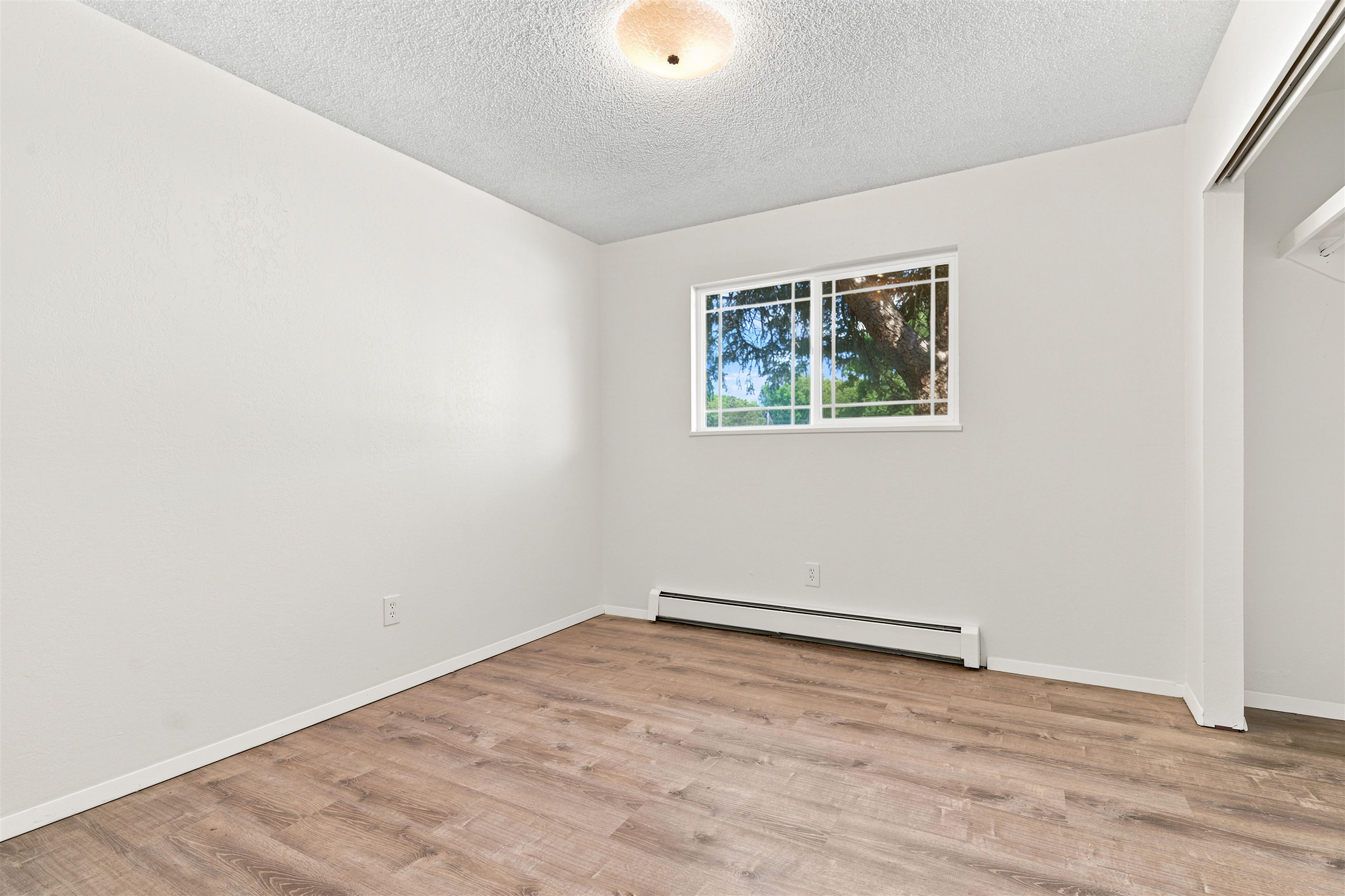 565 Normandy Drive Property Photo 14