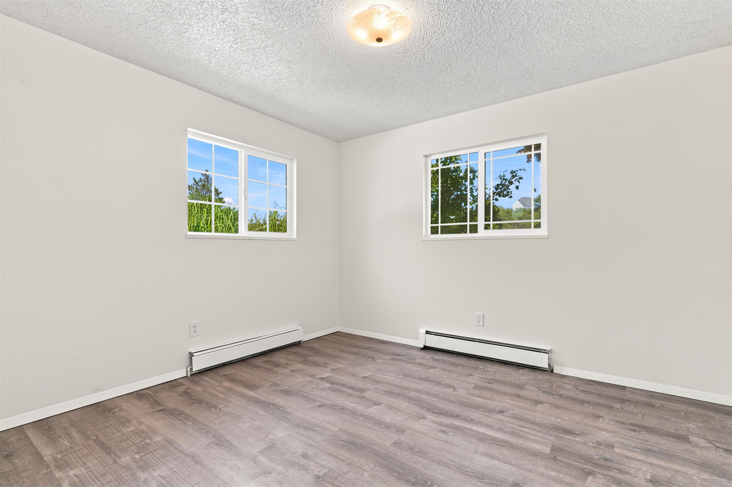 565 Normandy Drive Property Photo 16