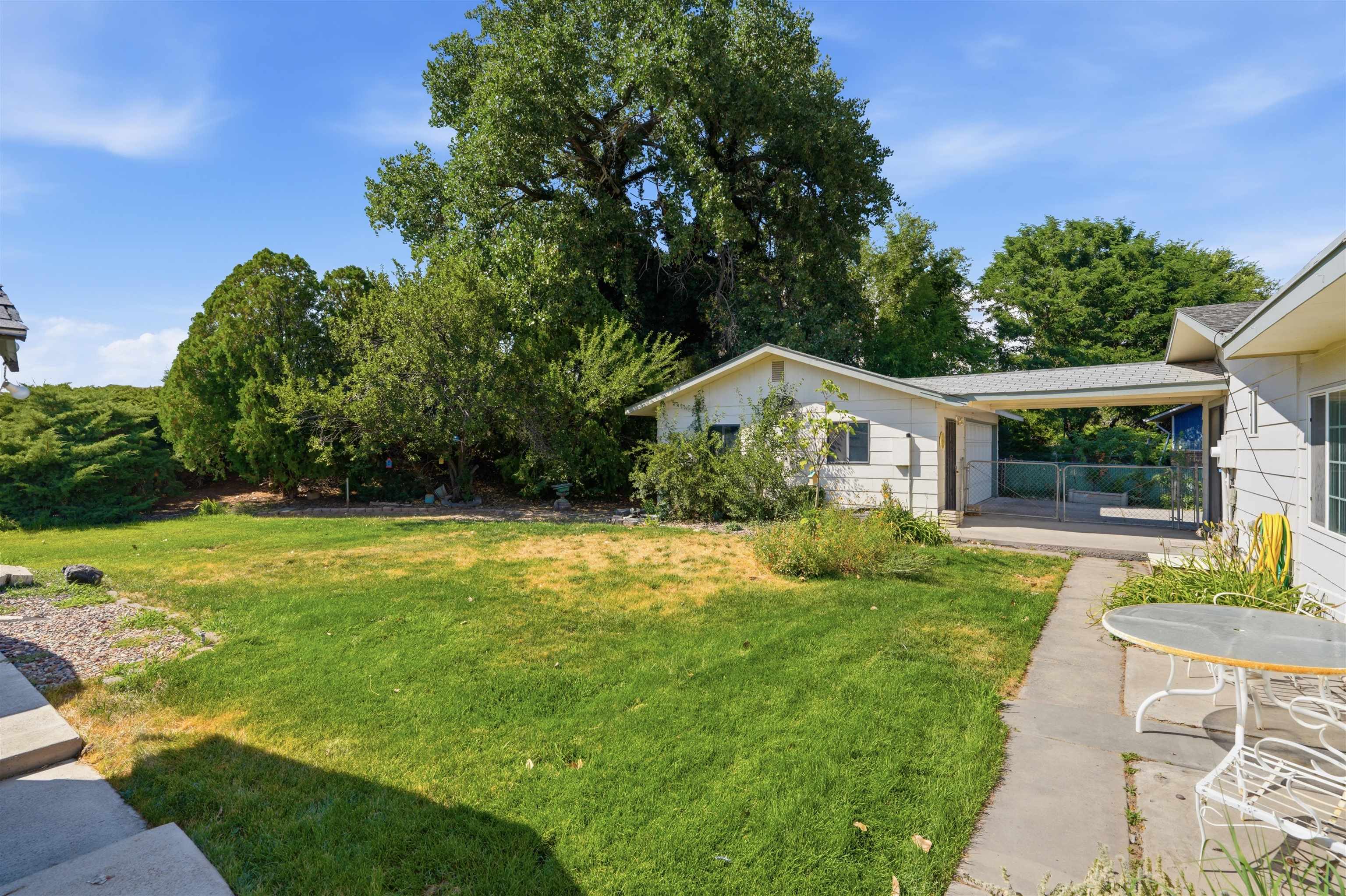 565 Normandy Drive Property Photo 18