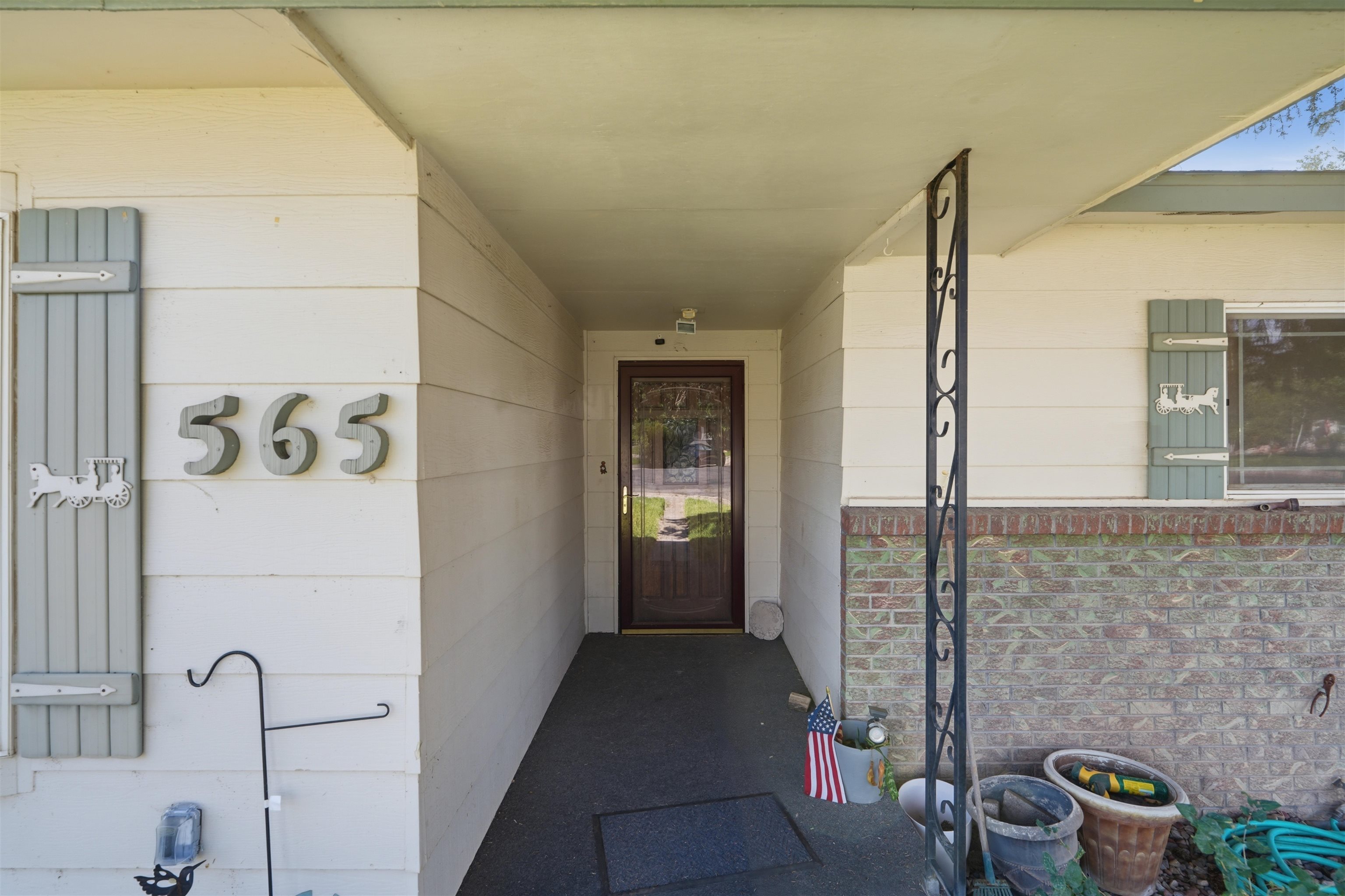 565 Normandy Drive Property Photo 22