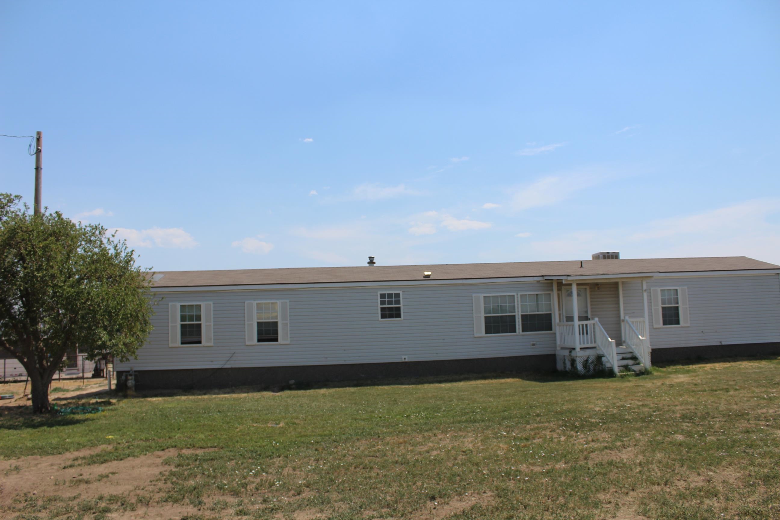 1411 M Road Property Photo 1