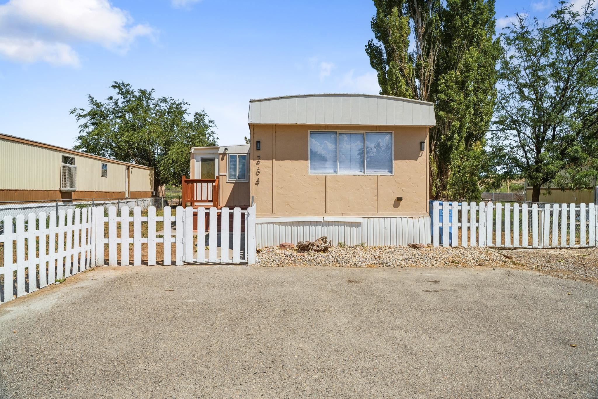 424 32 Road Property Photo 1