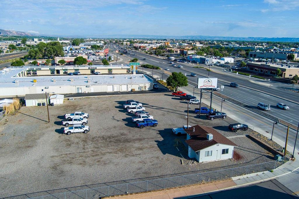 2497 Highway 6&50 Property Photo 8