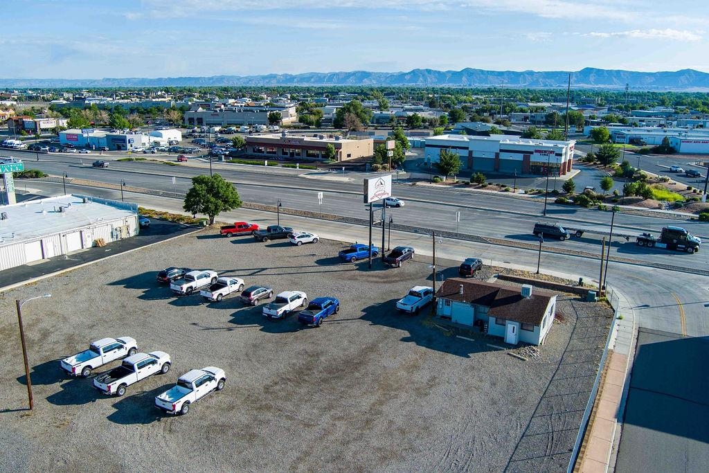 2497 Highway 6&50 Property Photo 9