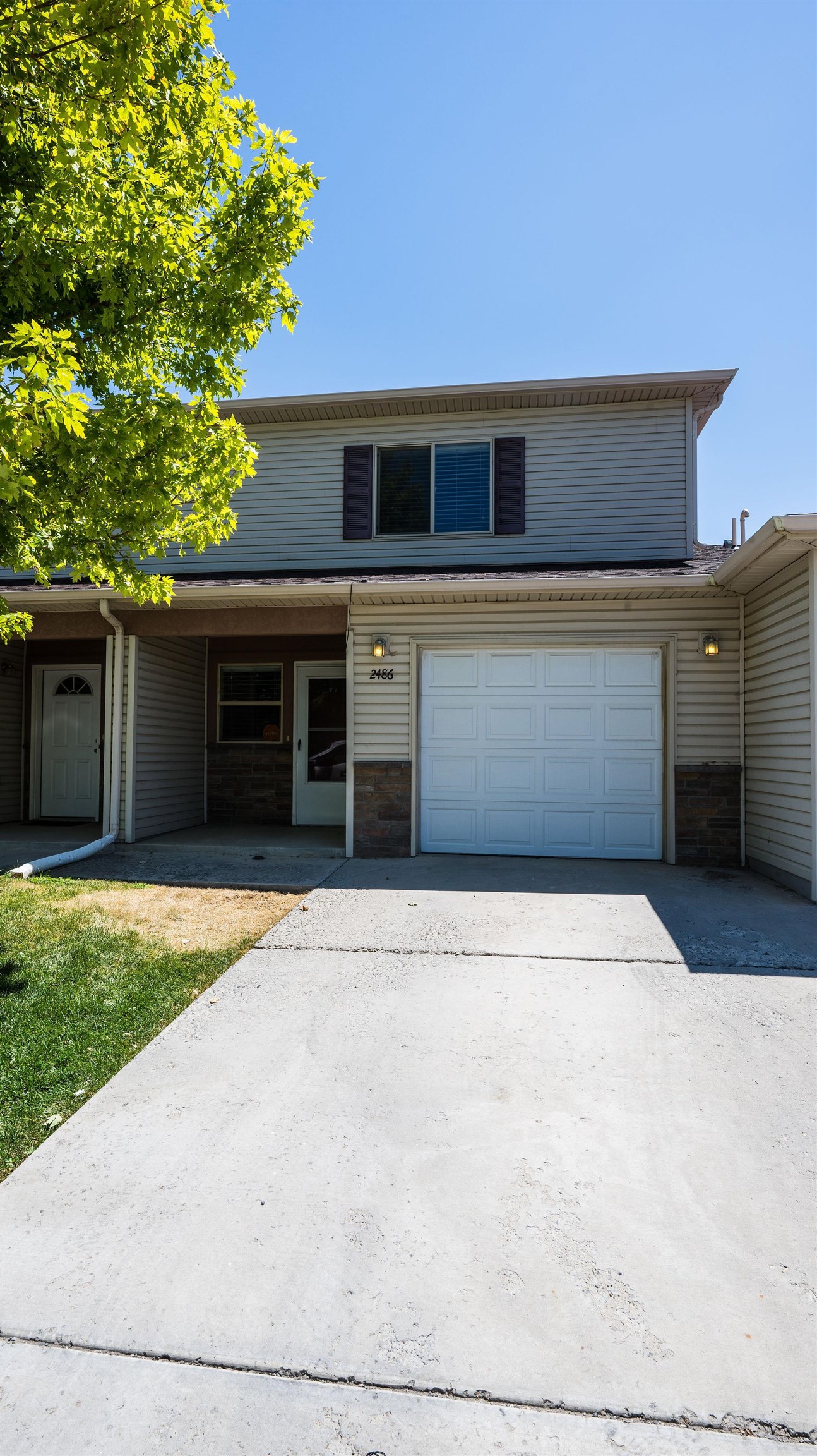 2486 Brookwillow Loop Property Photo 1