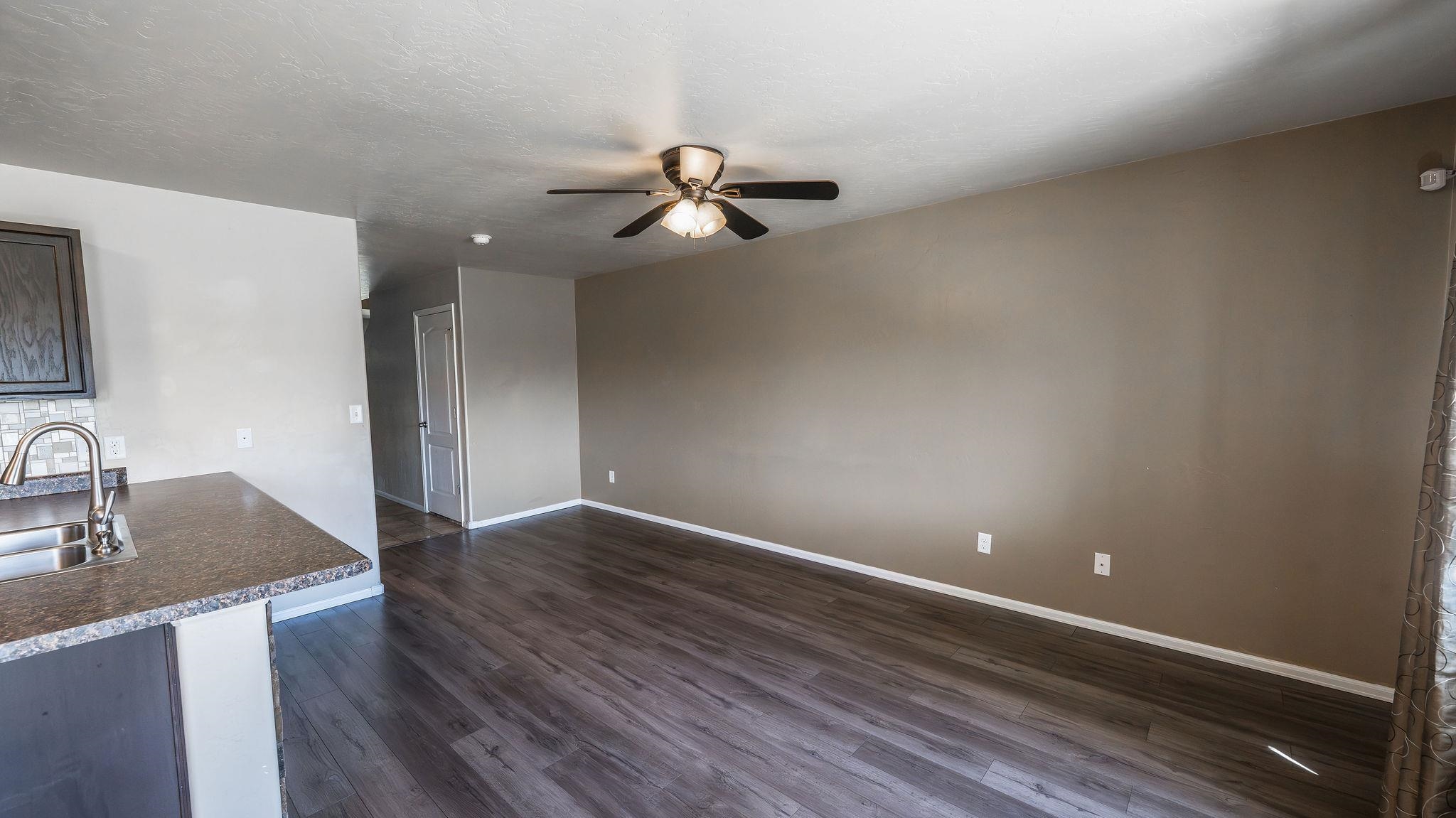 2486 Brookwillow Loop Property Photo 4