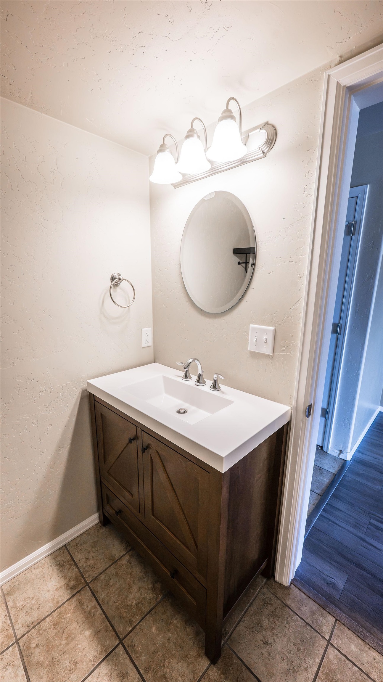 2486 Brookwillow Loop Property Photo 7