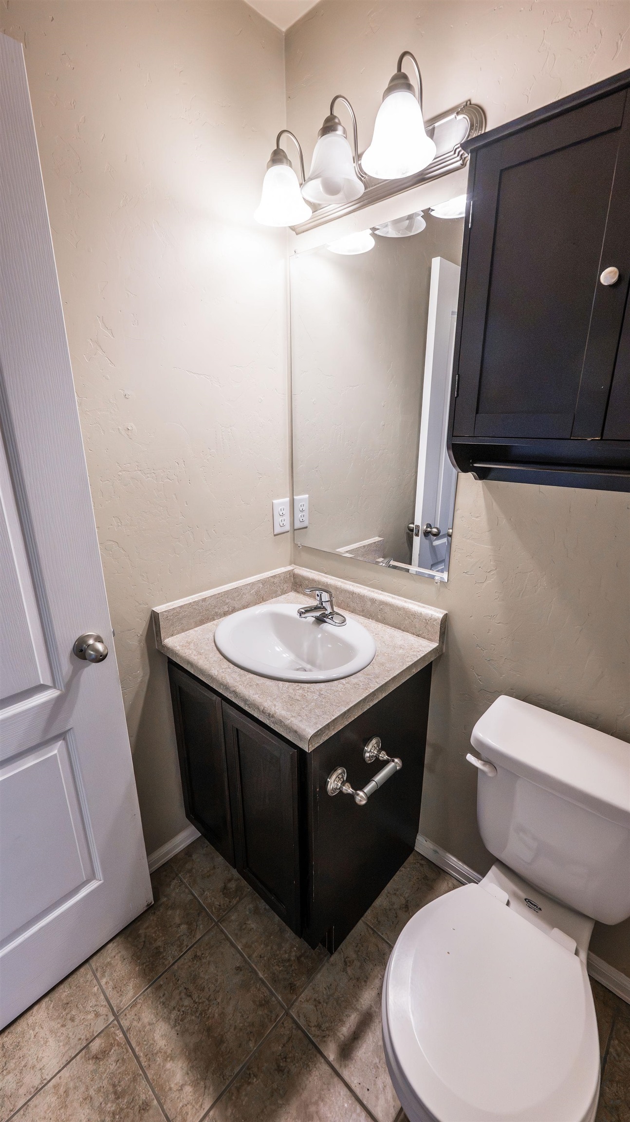 2486 Brookwillow Loop Property Photo 9