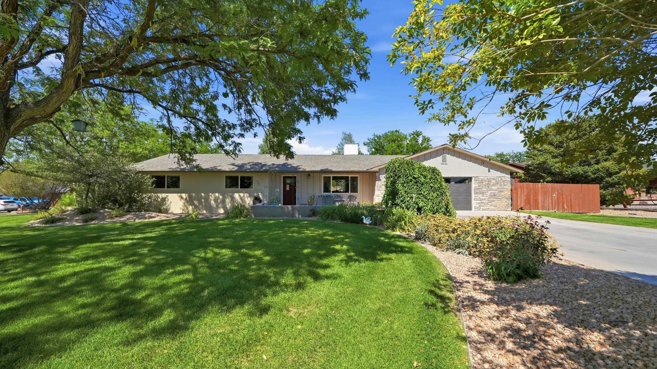 2150 Shenandoah Drive Property Photo 2