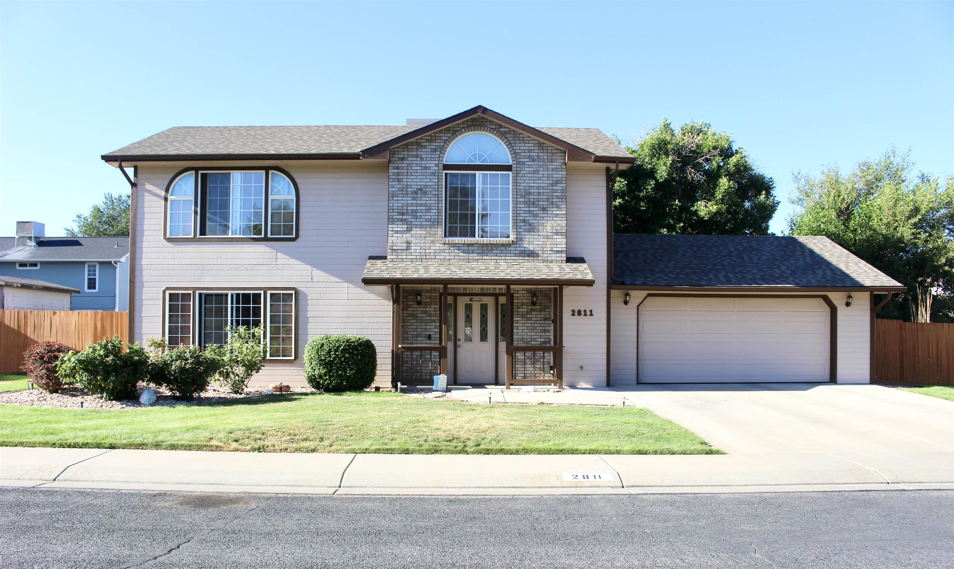 2811 Cottage Lane
