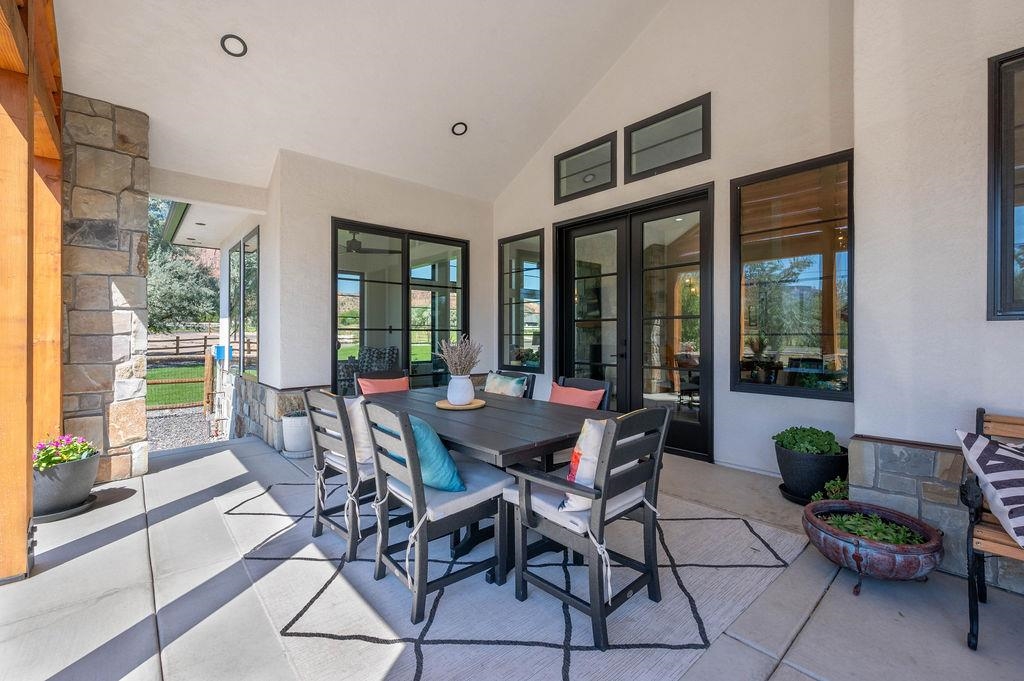 652 Eagles Nest Court Property Photo 32