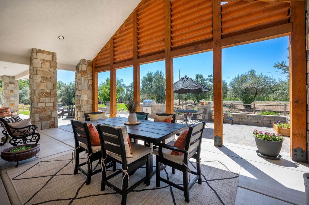 652 Eagles Nest Court Property Photo 33