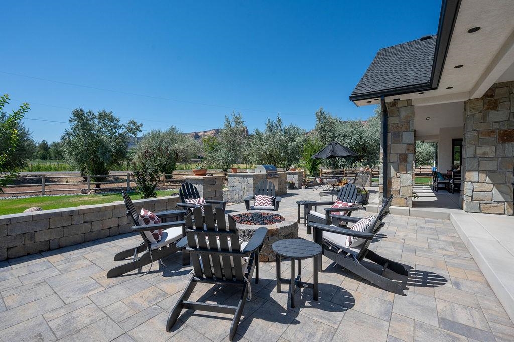 652 Eagles Nest Court Property Photo 34