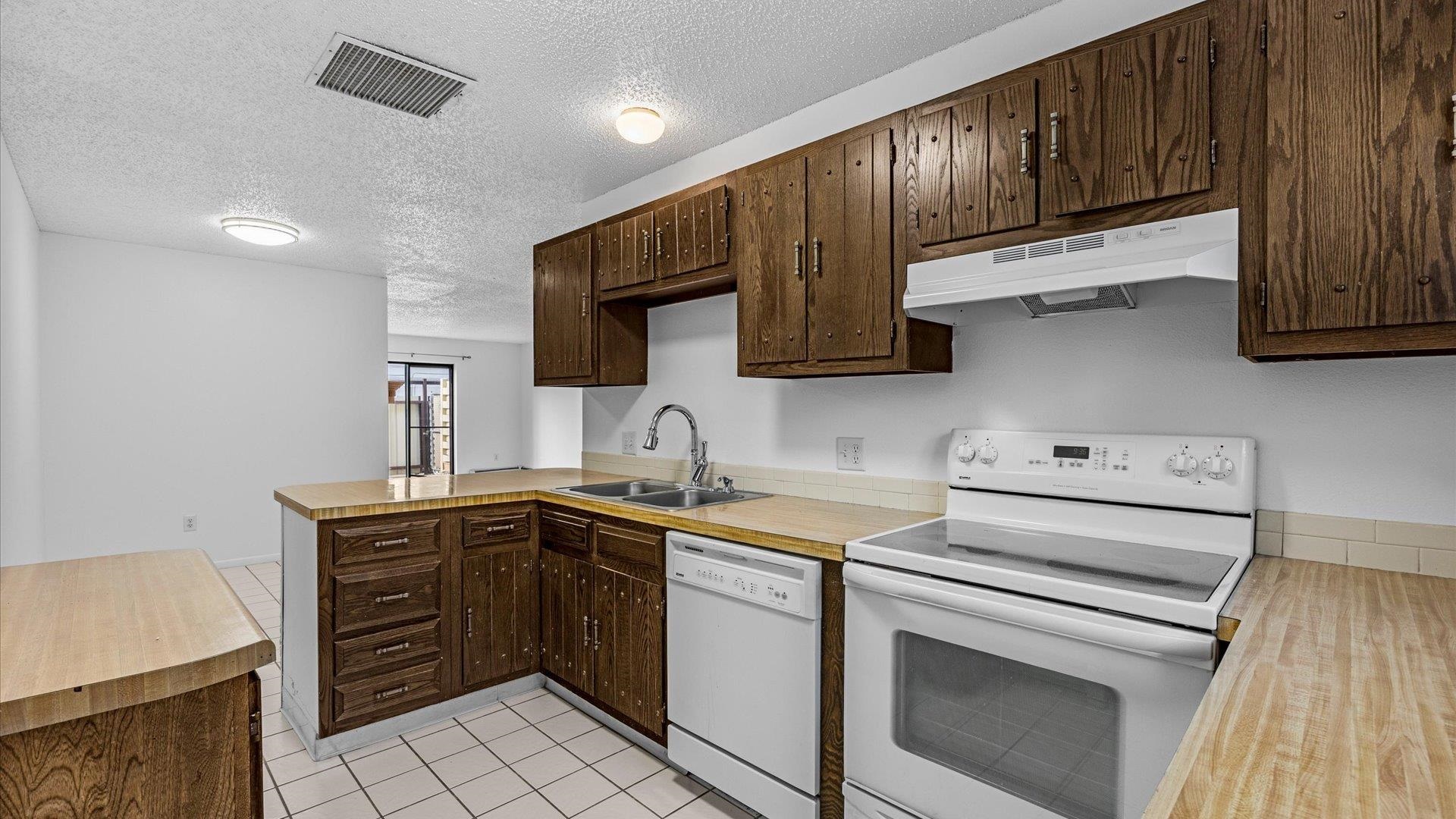 125 Franklin Avenue Property Photo 7