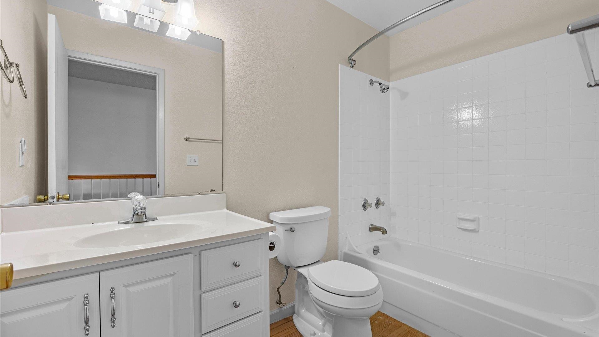 125 Franklin Avenue Property Photo 14