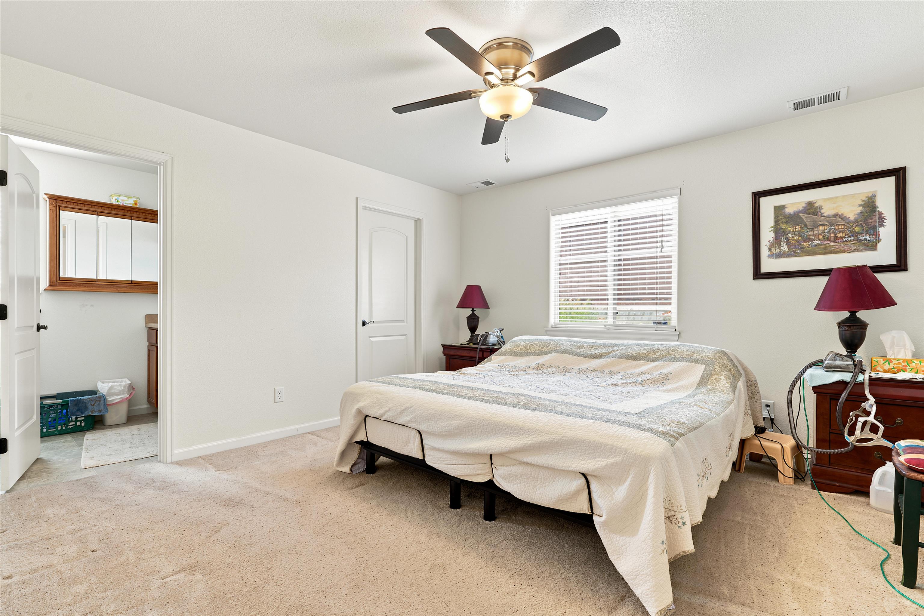 2902 Walnut Avenue Property Photo 9
