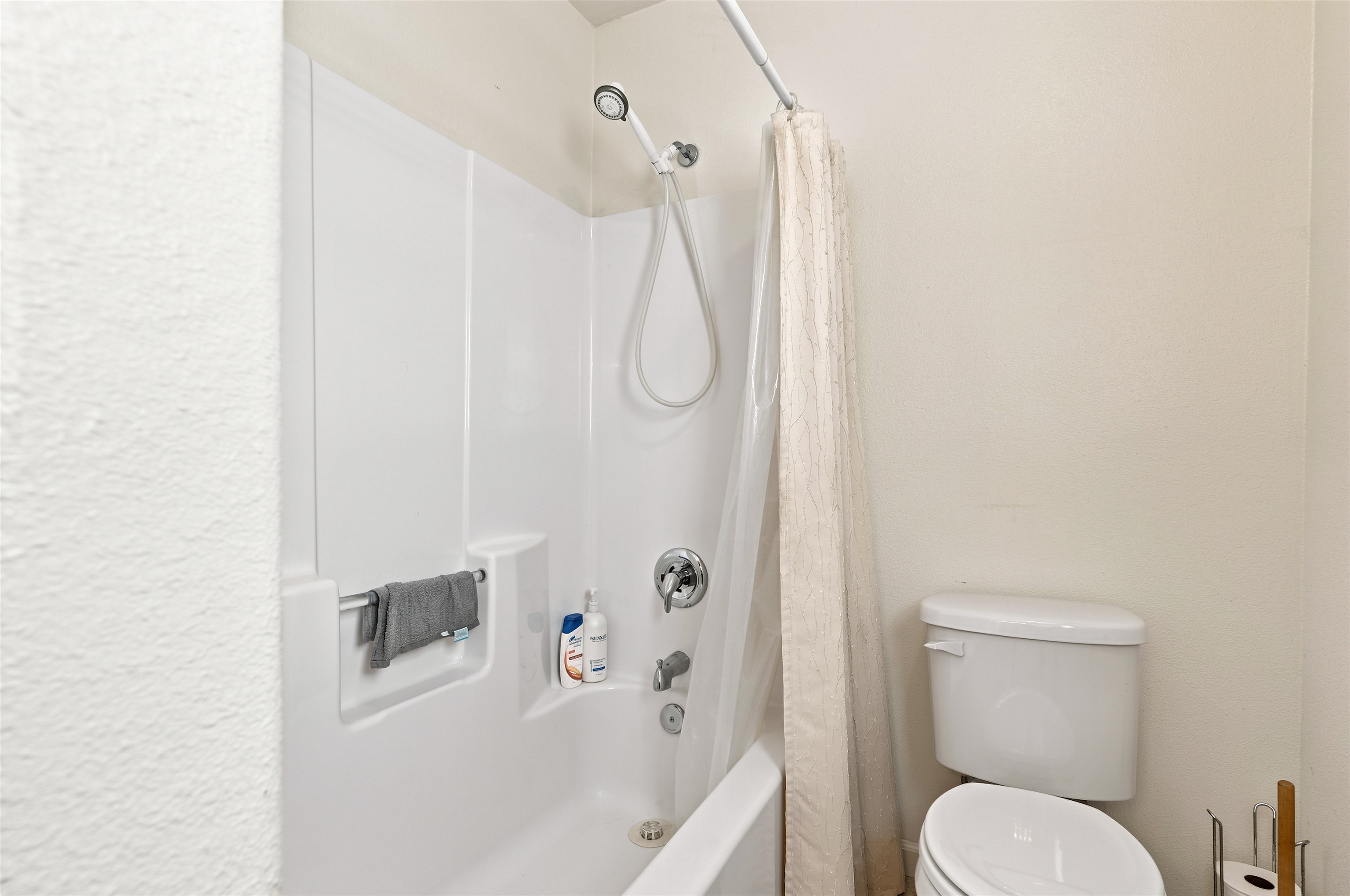 2902 Walnut Avenue Property Photo 11