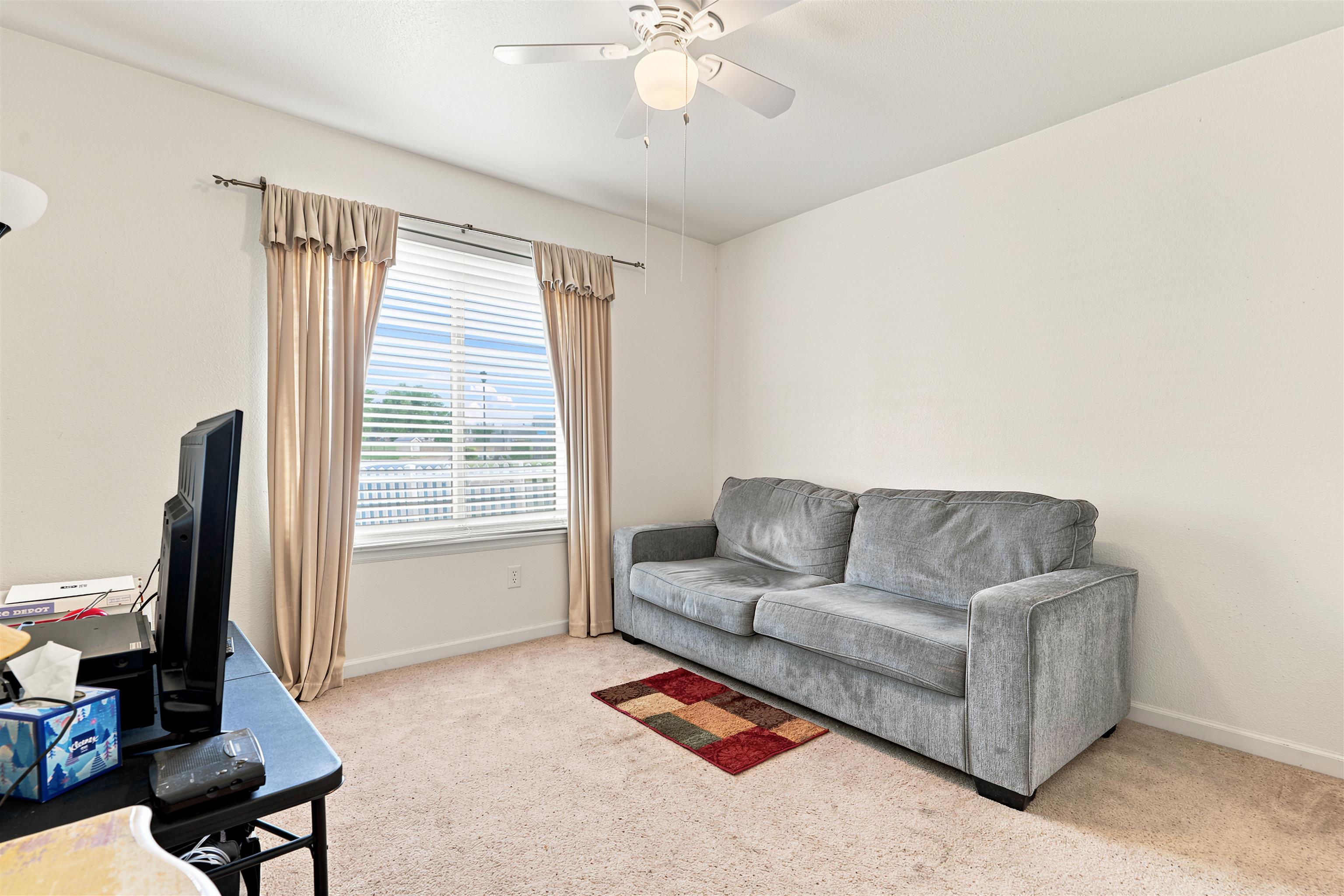 2902 Walnut Avenue Property Photo 14