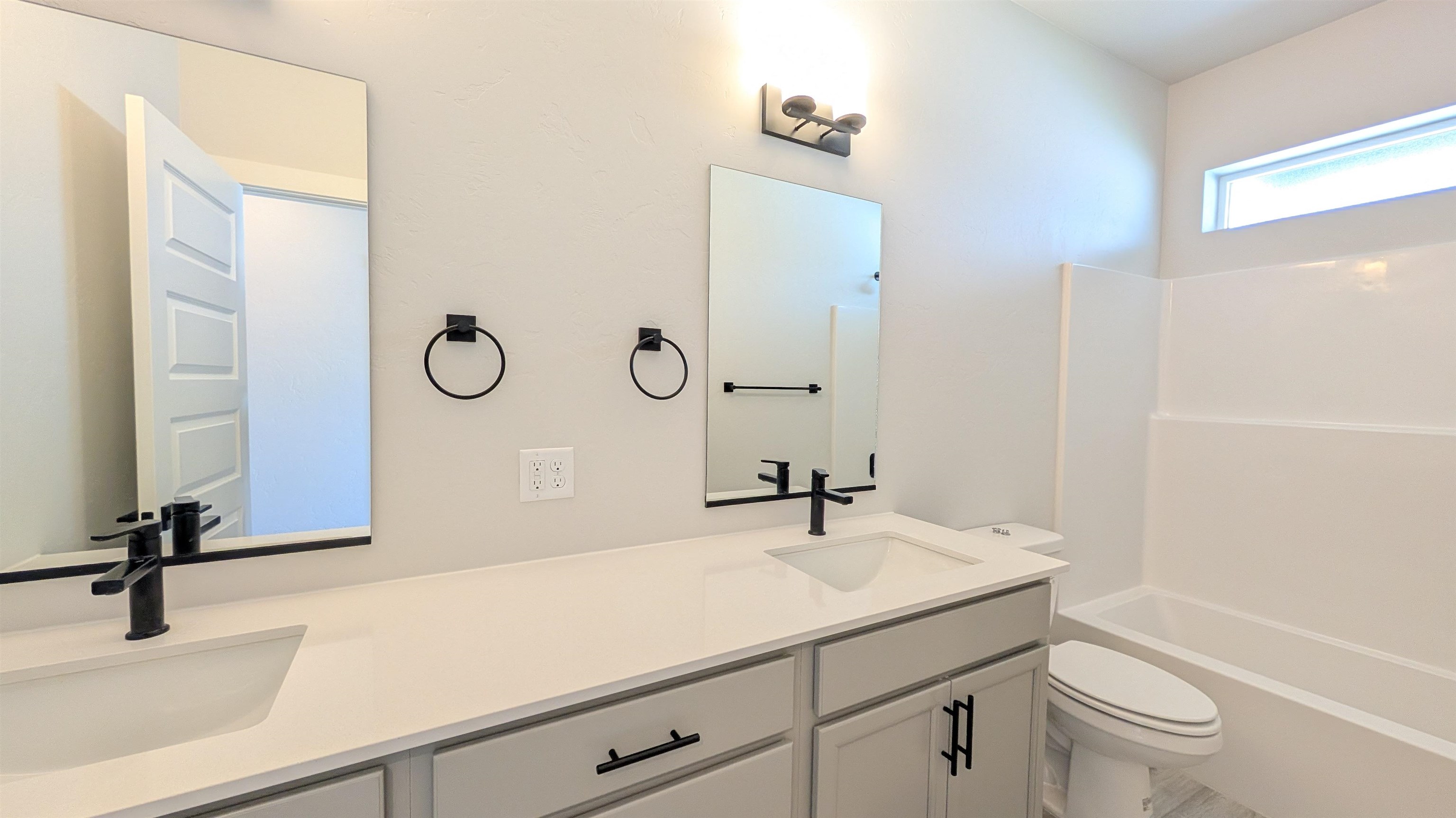 1720 Caliper Way Property Photo 12