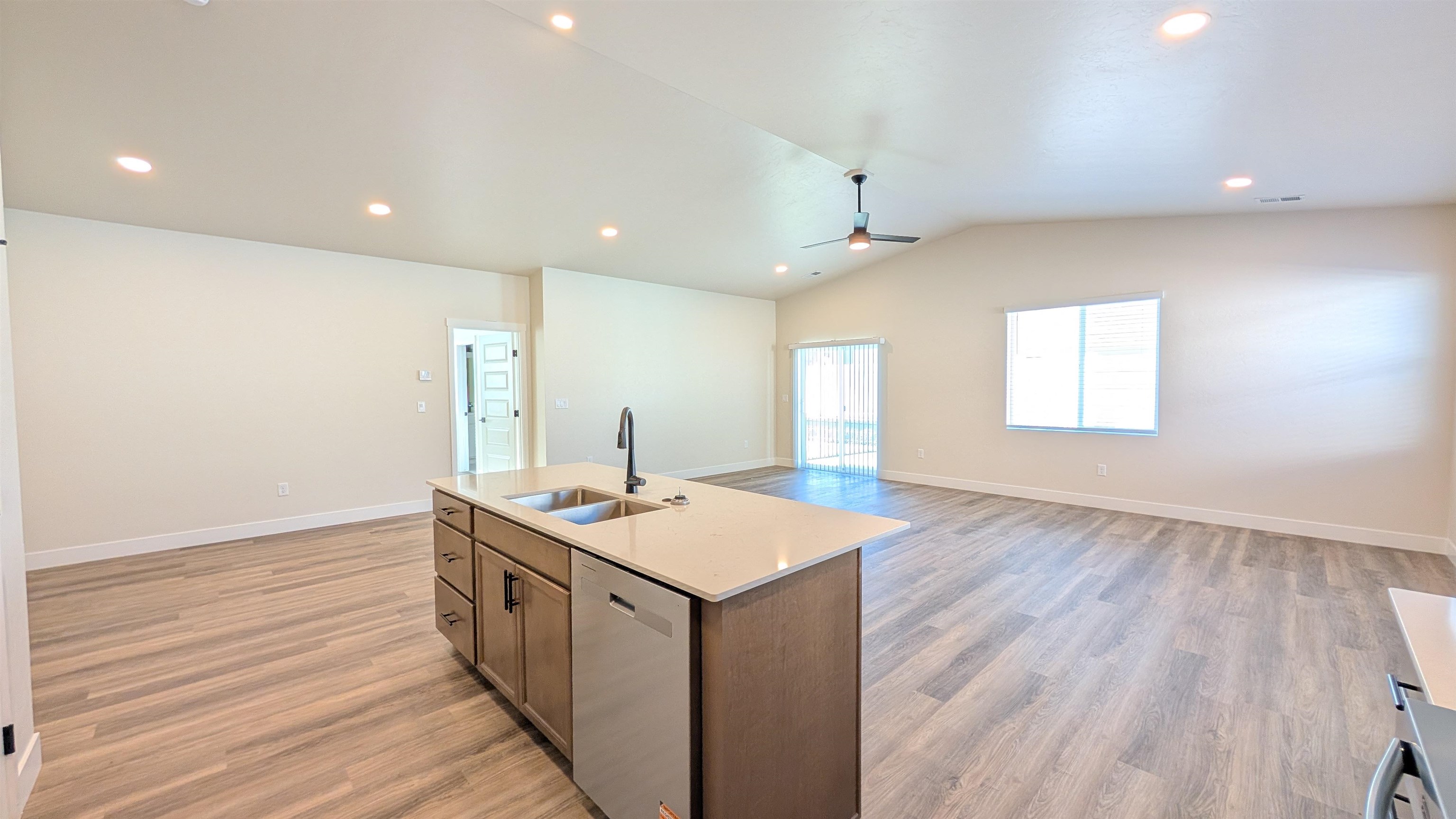 1720 Rusty Rivet Road Property Photo 6