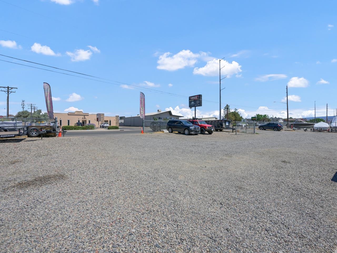 587 25 Road Property Photo 13