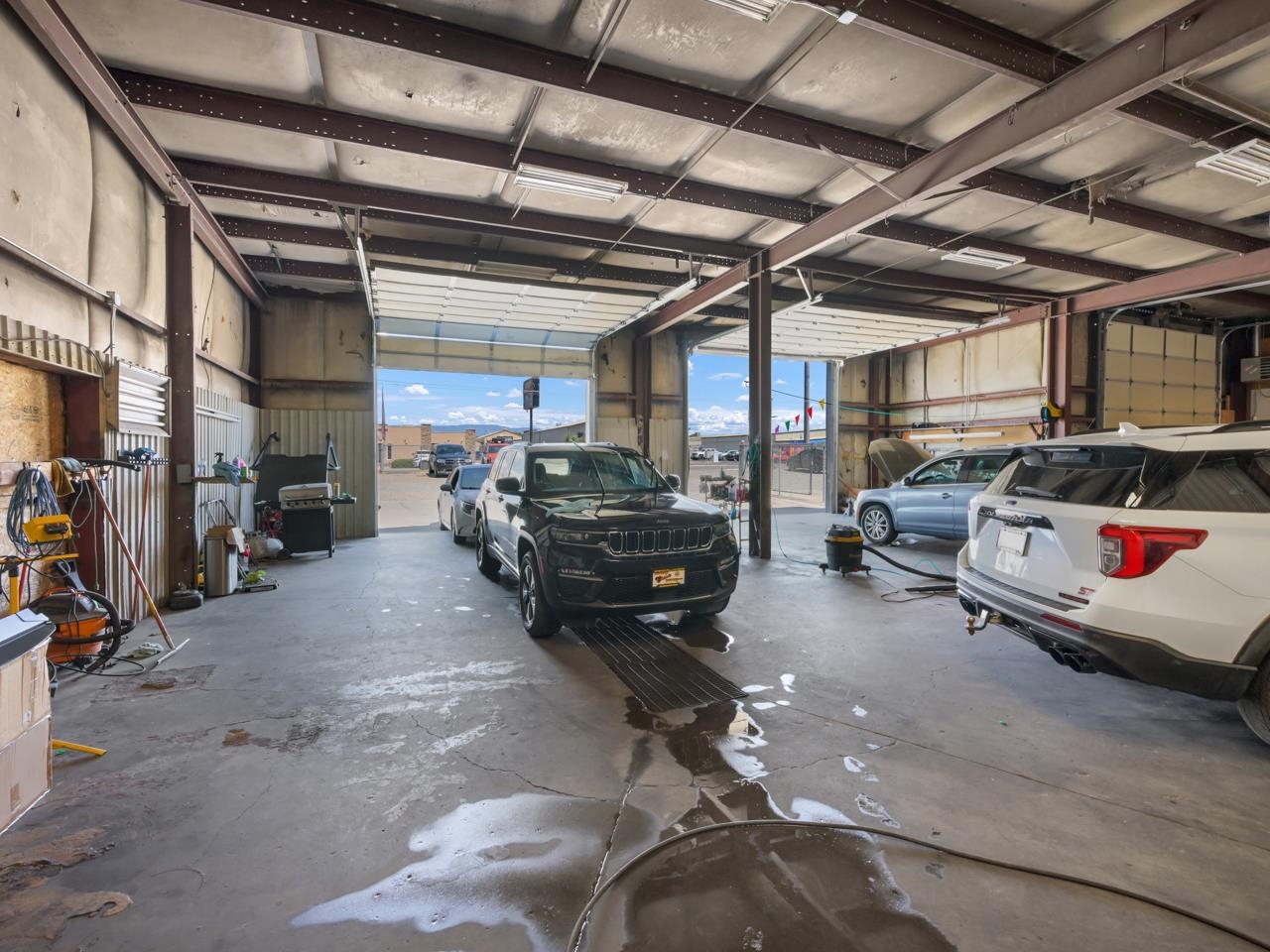 587 25 Road Property Photo 14
