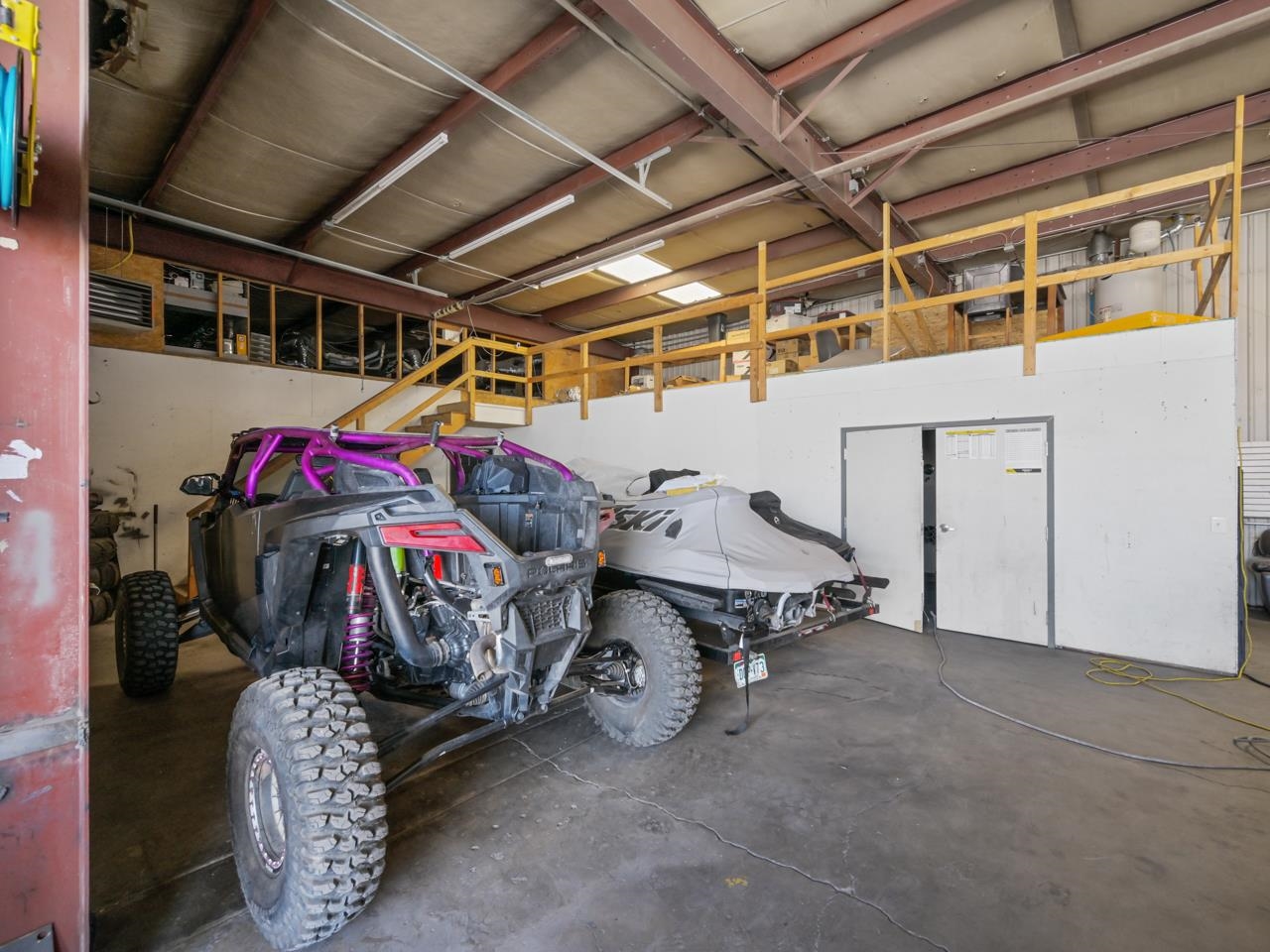 587 25 Road Property Photo 16