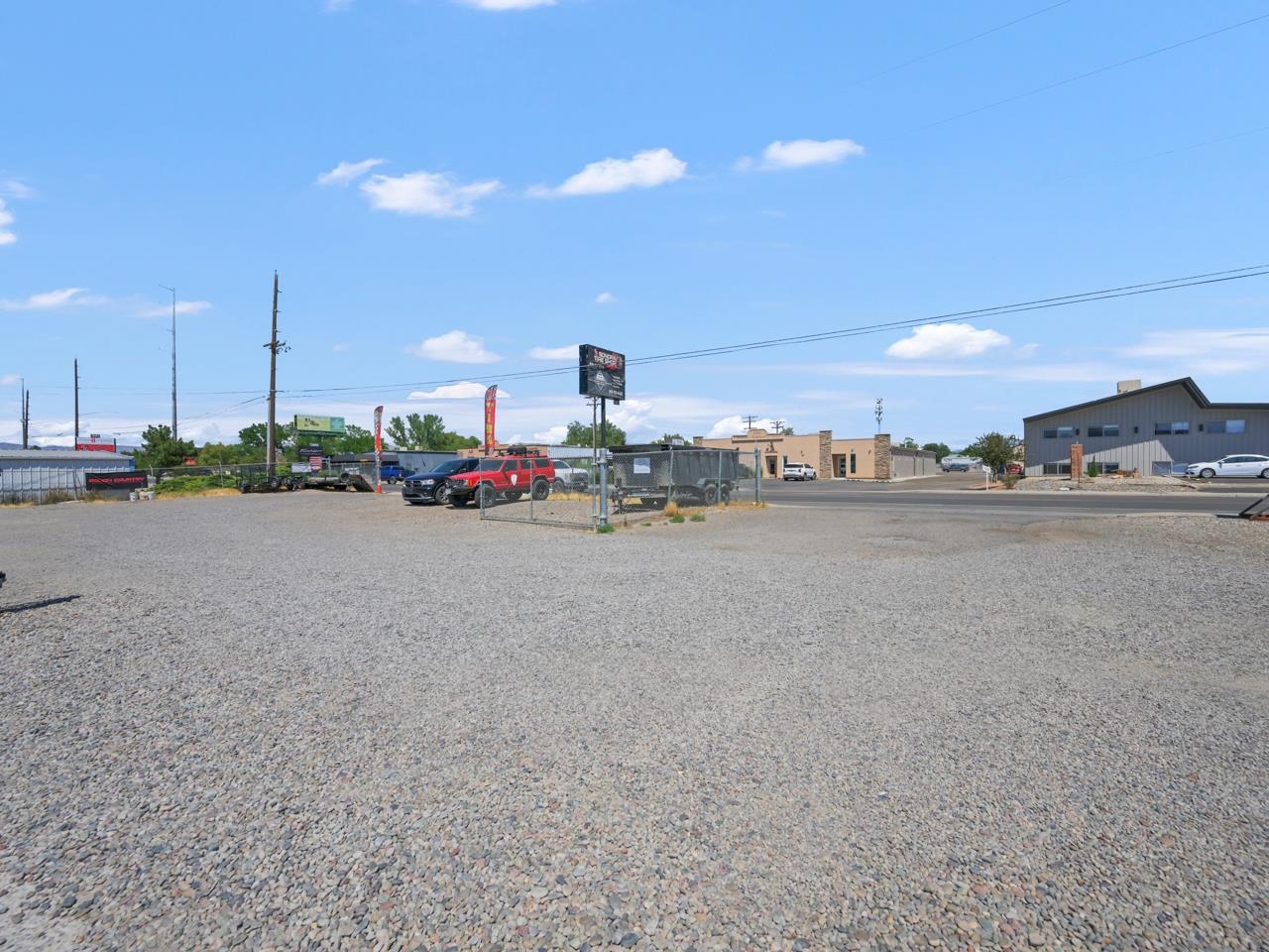 587 25 Road Property Photo 18