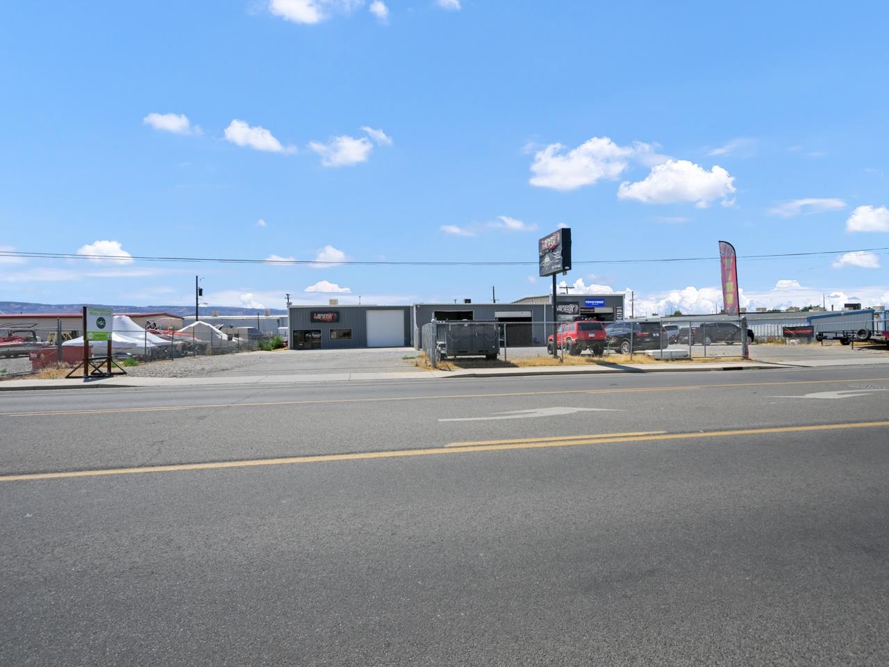 587 25 Road Property Photo 21