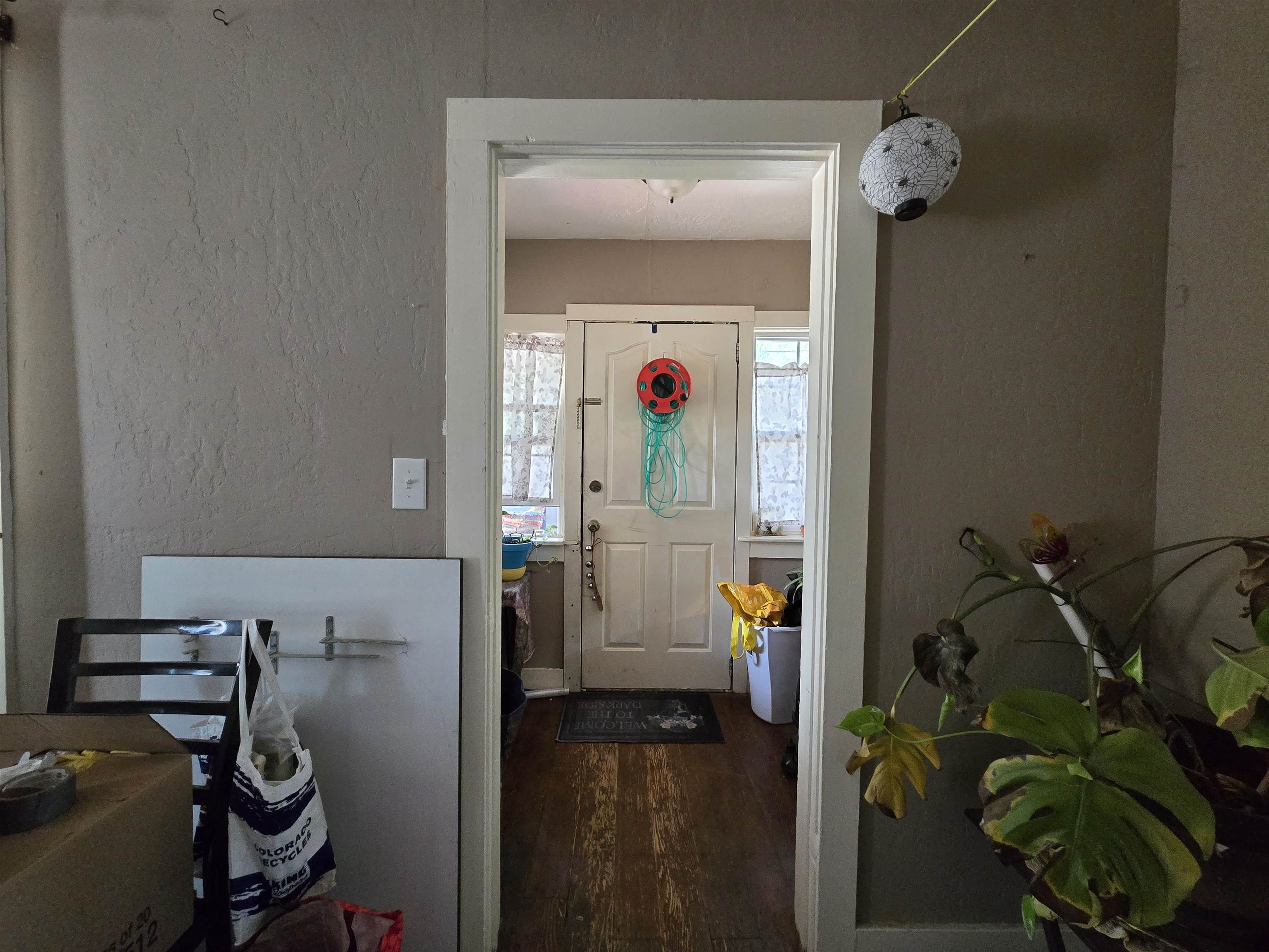 290 Cherry Lane Property Photo 2