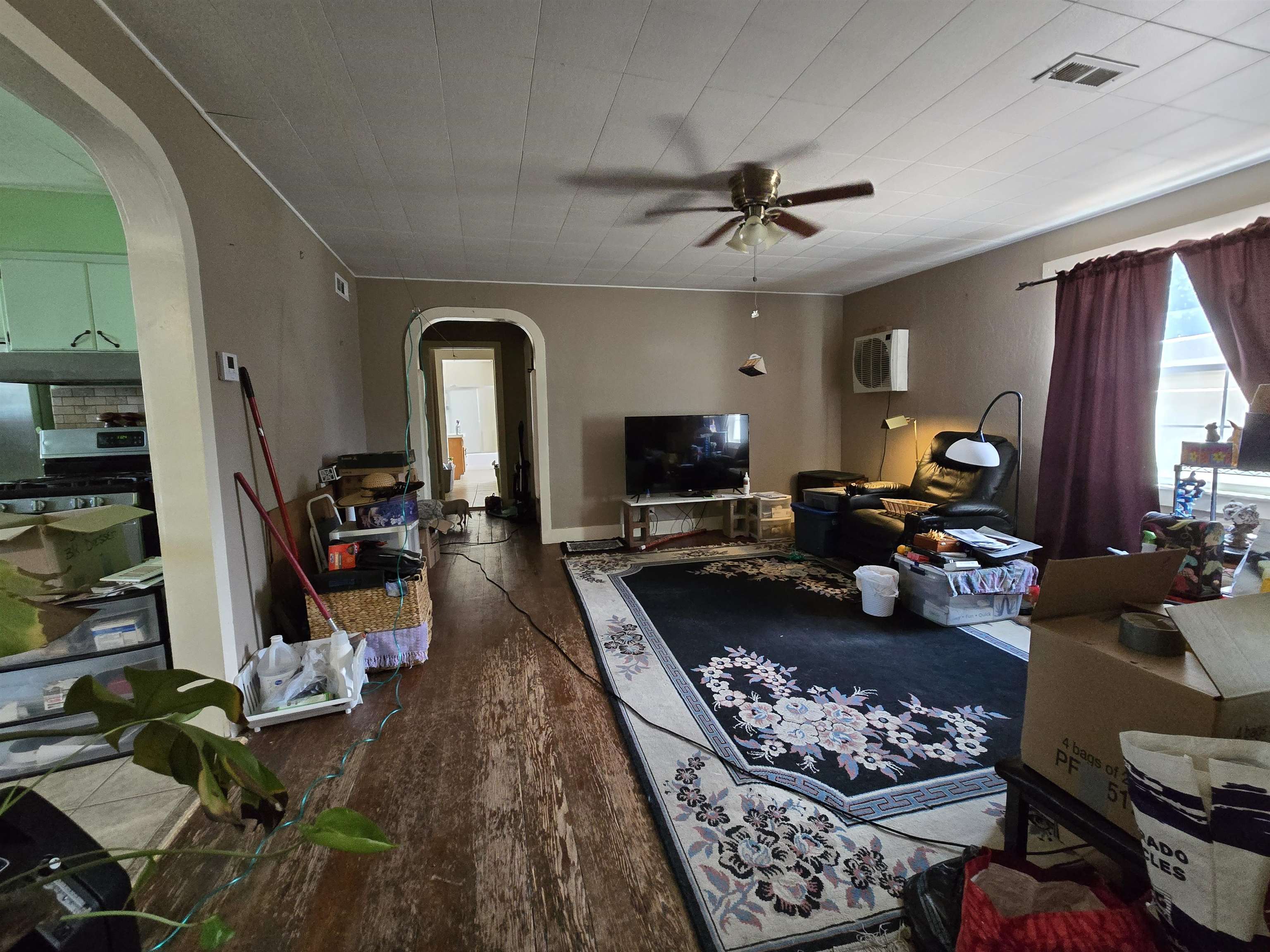 290 Cherry Lane Property Photo 3